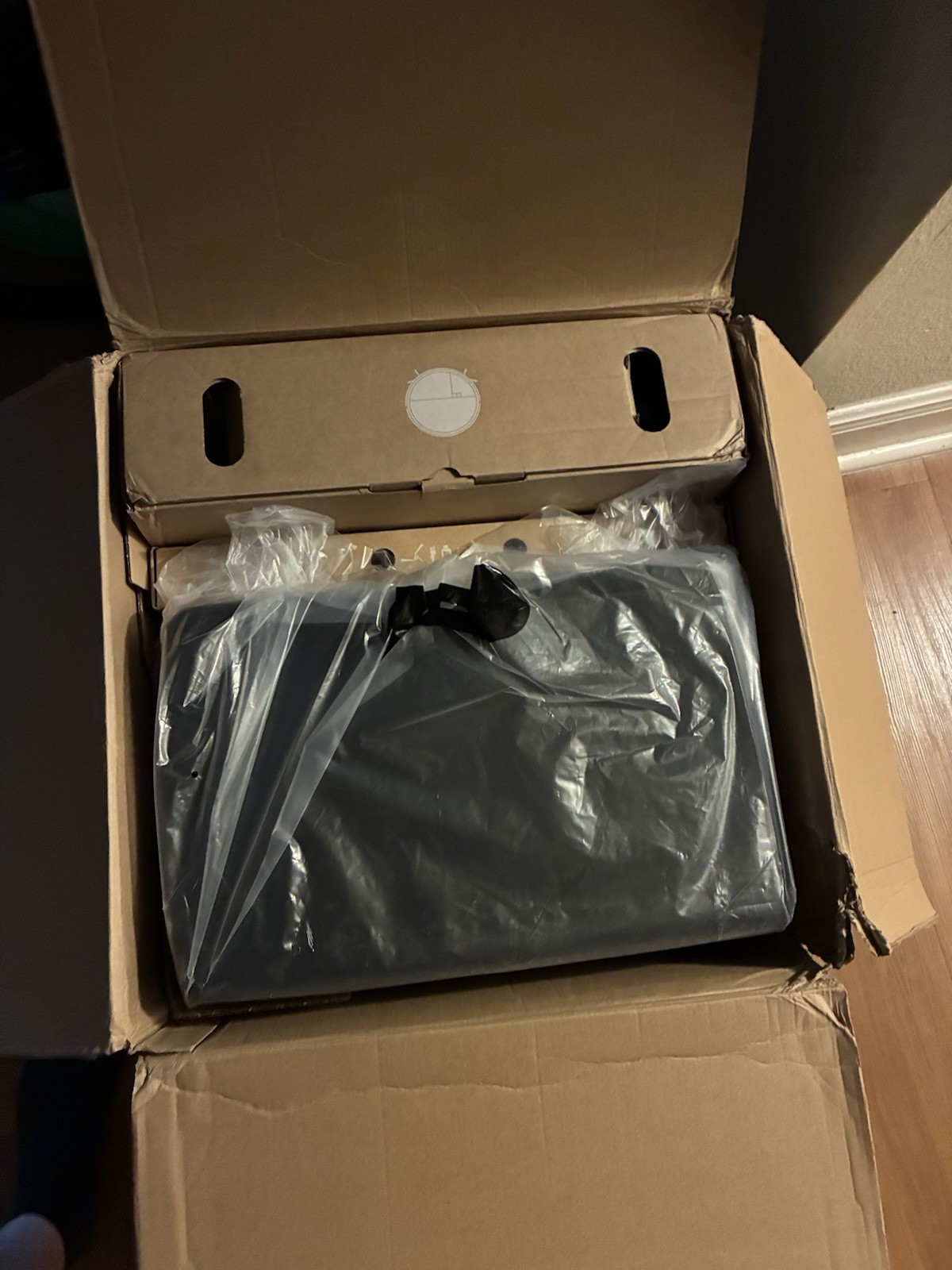 iRobot Roomba Max 705 Combo Robot with AutoWash Dock Black – READ DESCRIPTION