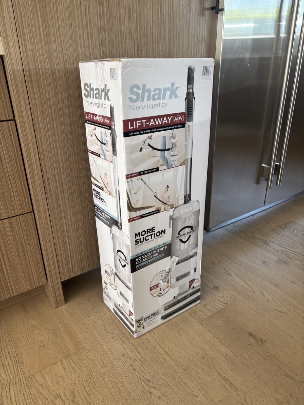 Shark Navigator Lift-Away ADV Upright Vacuum Pet Friendly Bristle Brushroll LA30