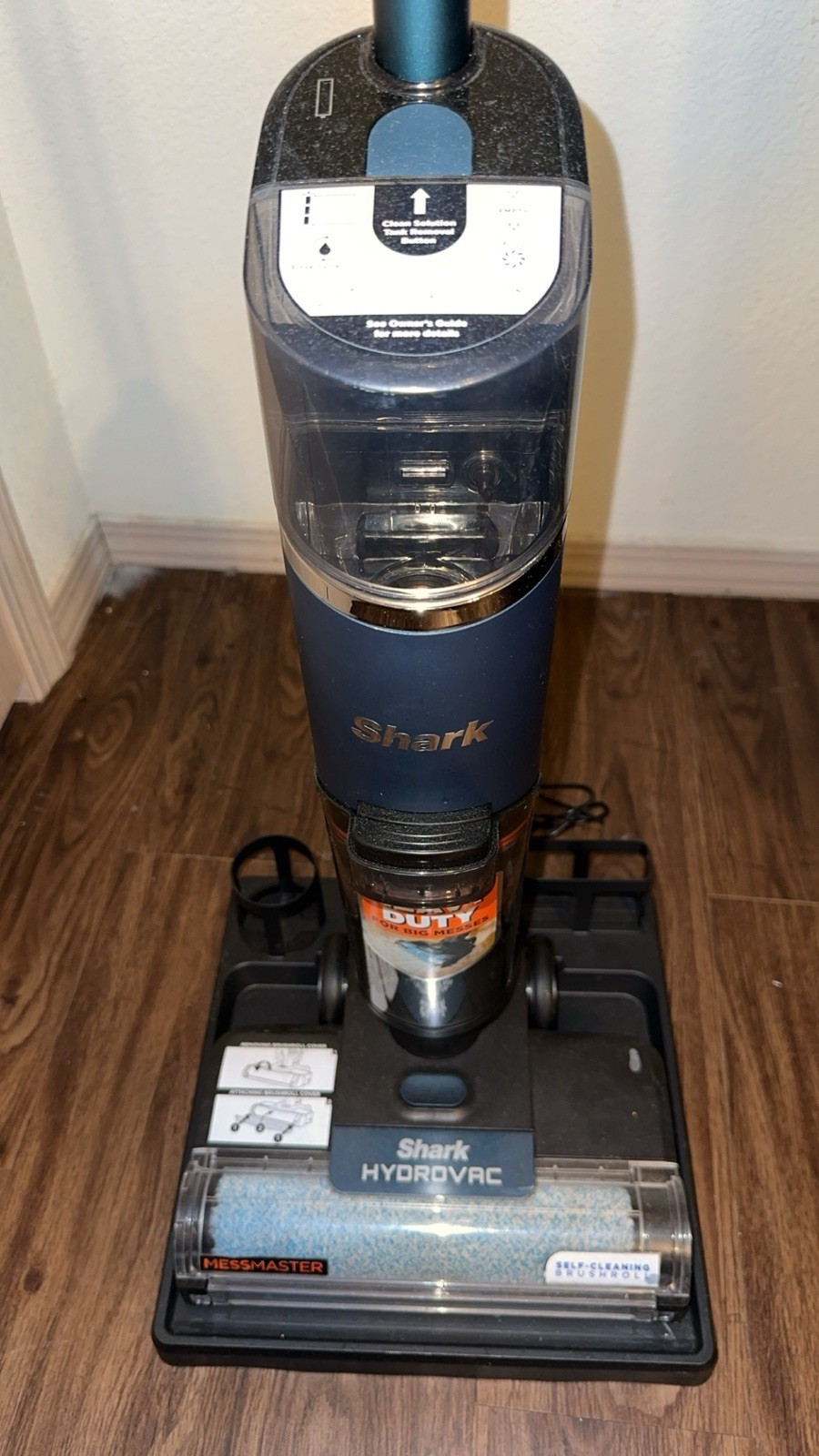 Shark HydroVac MessMaster Cordless 3-in-1 multi-surface cleaner WD 261