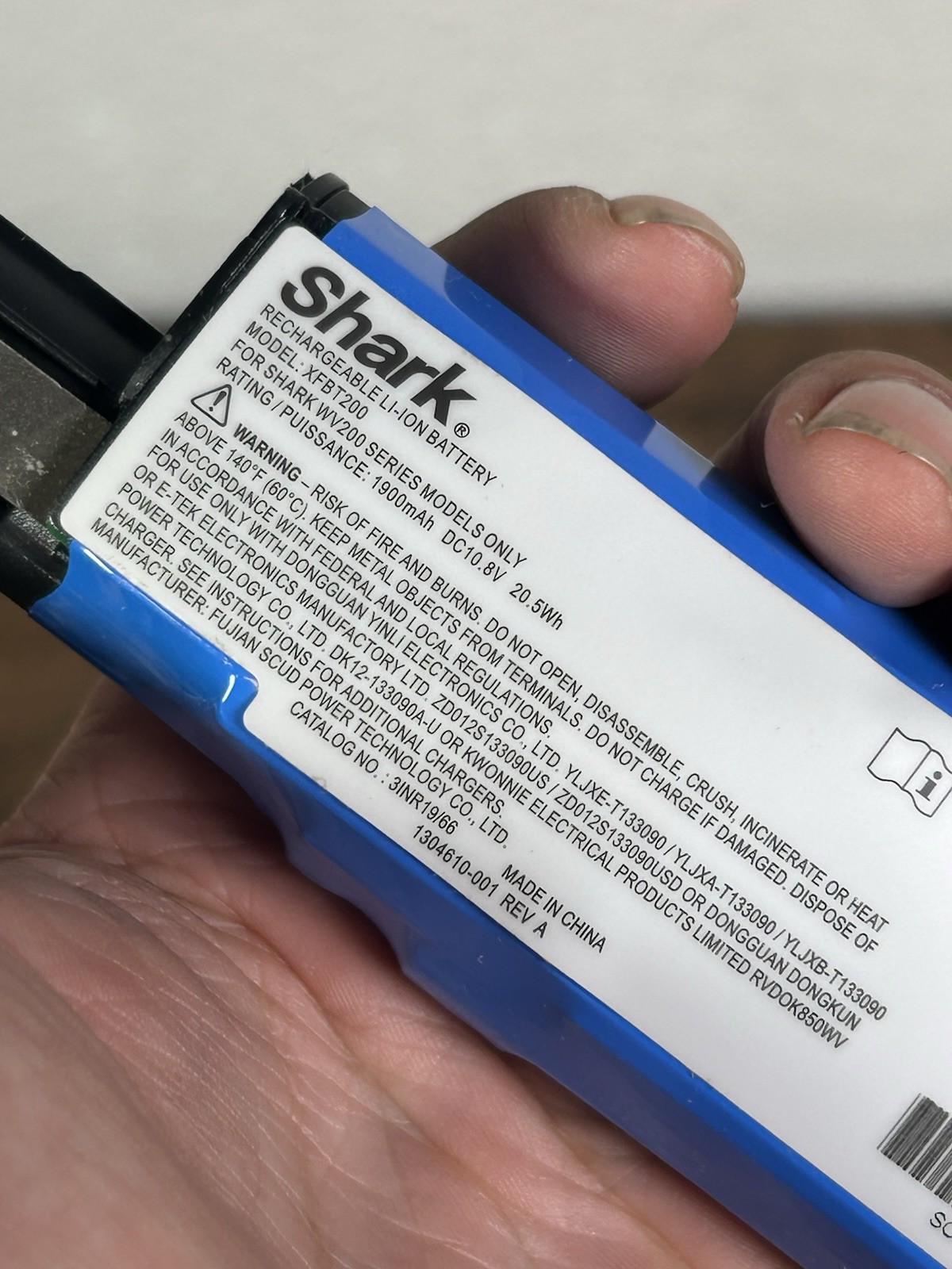 Shark Lithium-Ion Battery WANDVAC WV201 WV200 WV205 WV220 OEM ( HOLDS CHARGE)