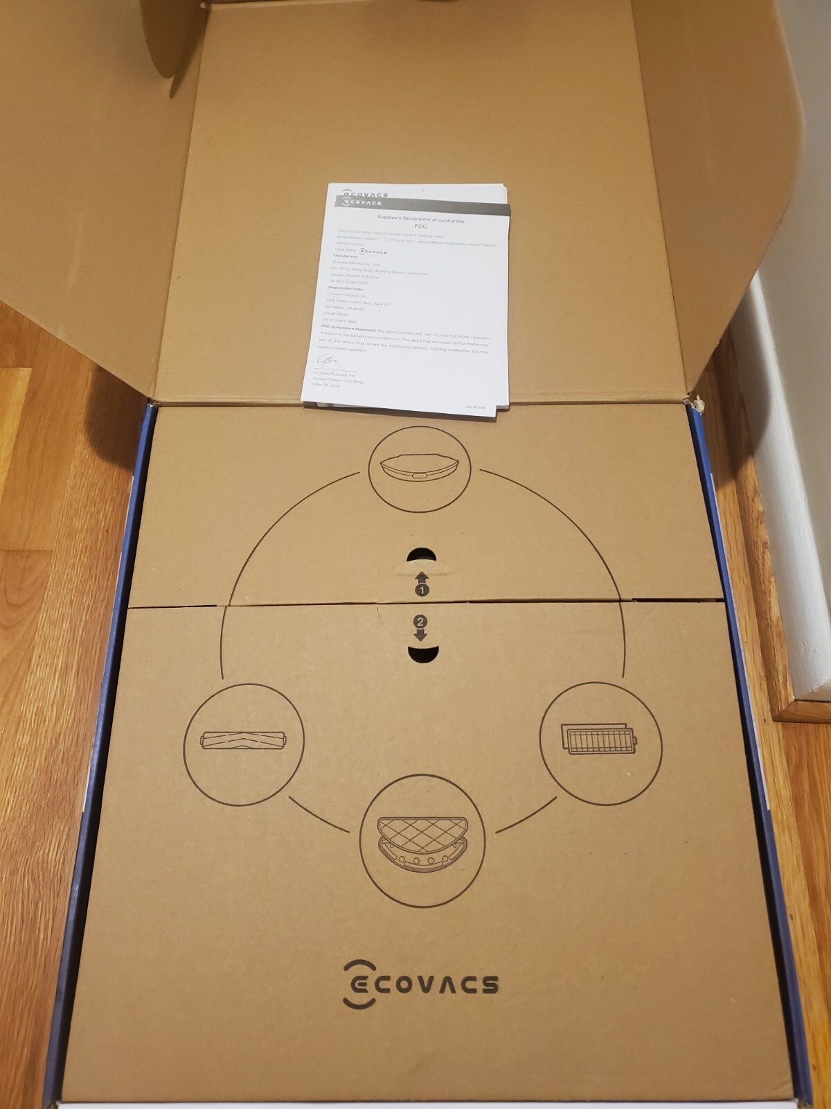 ECOVACS Robotics – DEEBOT OZMO U2 PRO Robotic Vacuum & Mop With Pet Care Kit BLK