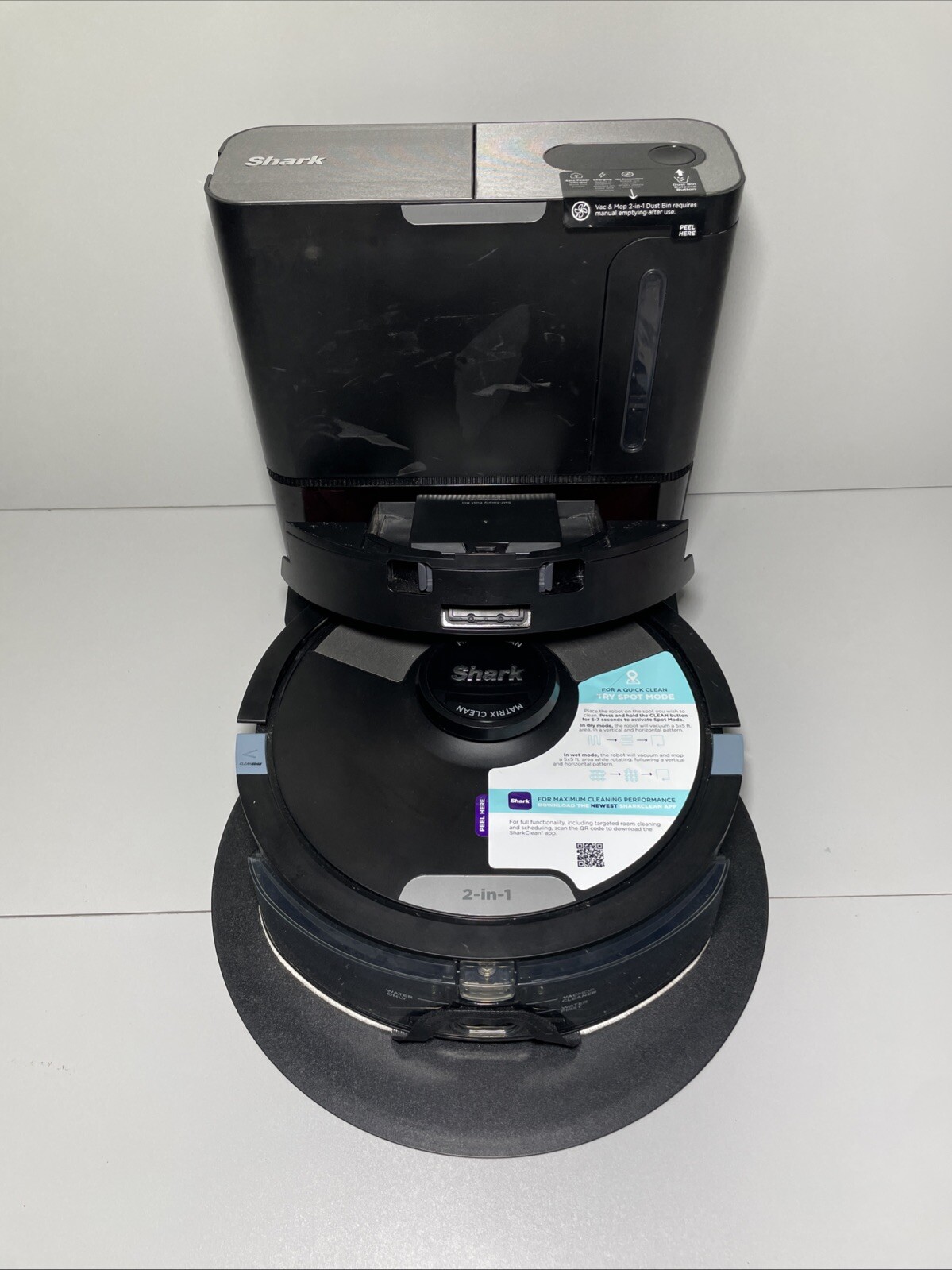 Shark AI Ultra 2-in-1 Robot Vacuum and Mop and XL Self-Emptying RV2610BTUS T3
