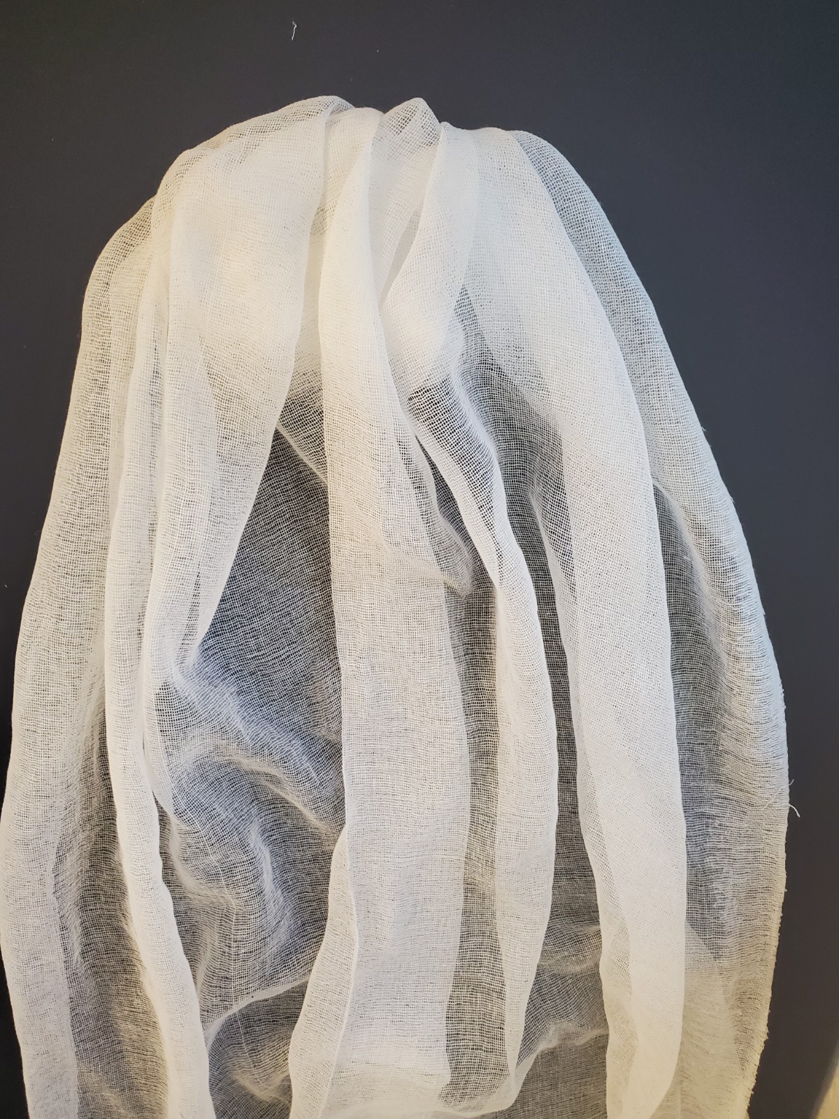 Grade 50 Cheesecloth Bleached – 100 Yard Roll 35″ Wide Commercial Grade 300 Feet