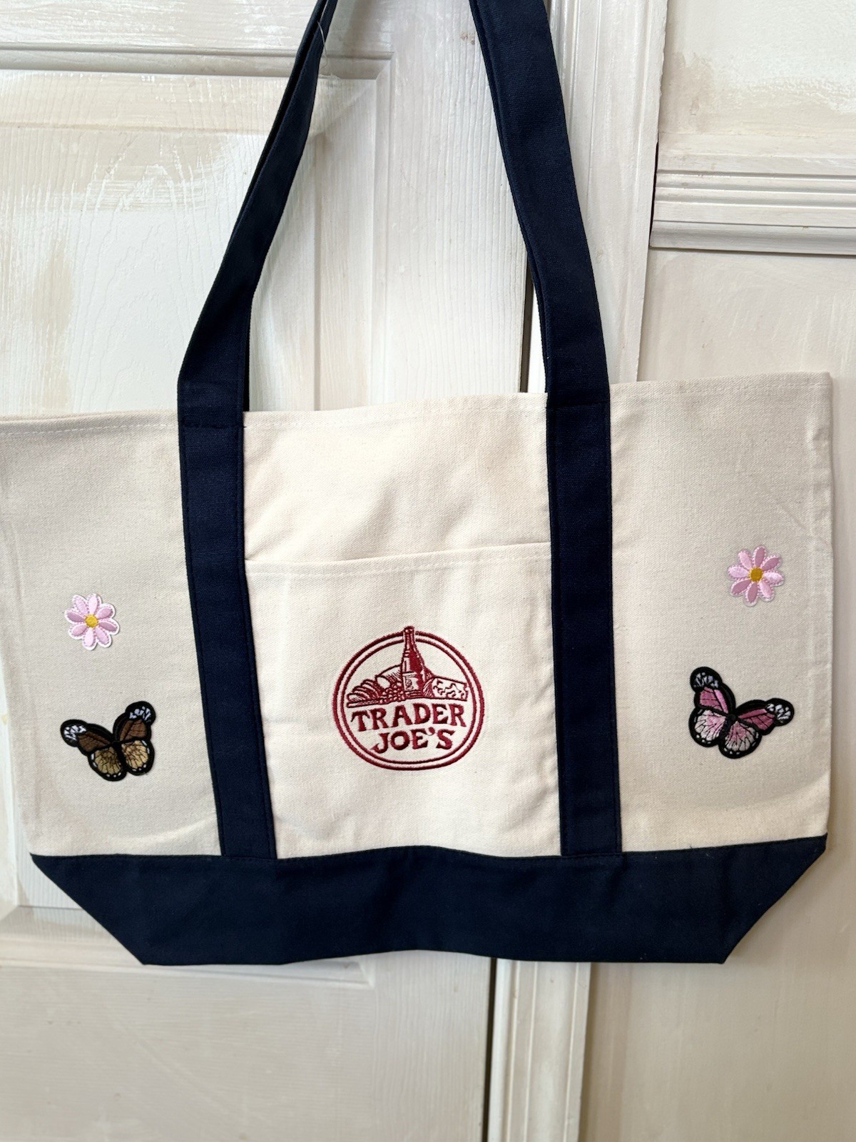 Trader Joe’s Embroidery Special 4 Butterflies 4 Flowers Large Eco Shopping Bag