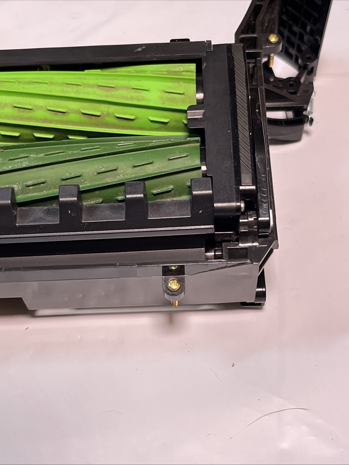 OEM Roomba Cleaning Head Module i3 i5 i6 i7 i8 J7 Baffled Improved 32 Hours Use