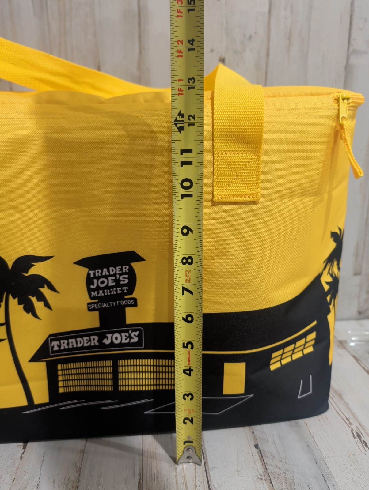 Trader Joe’s Large 8 Gal Yellow Pasadena Insulated Reusable Cooler Tote Bag