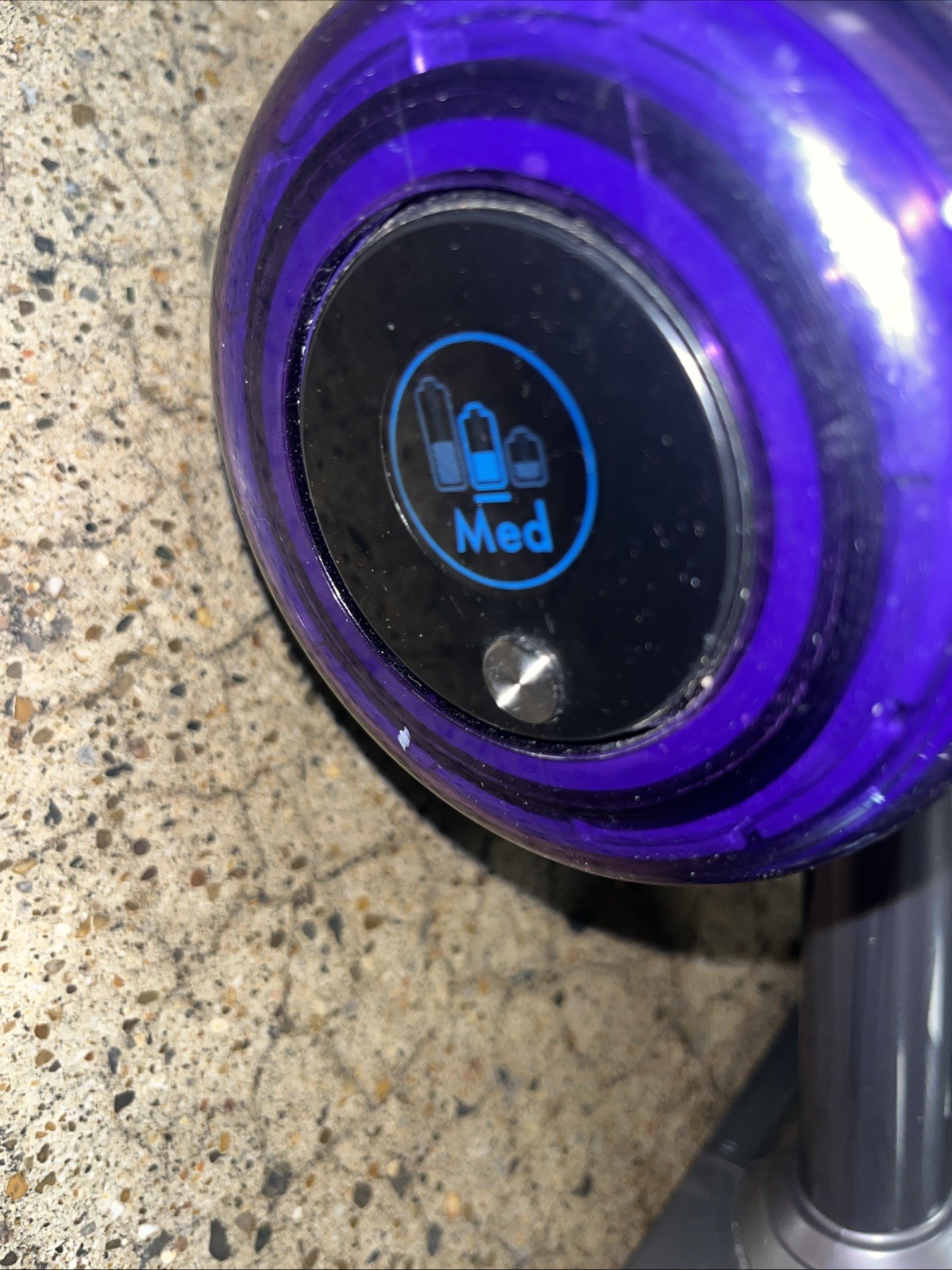 Dyson V11 SV15 Cordless Vacuum Cleaner – W/ Battery Working No Accessories