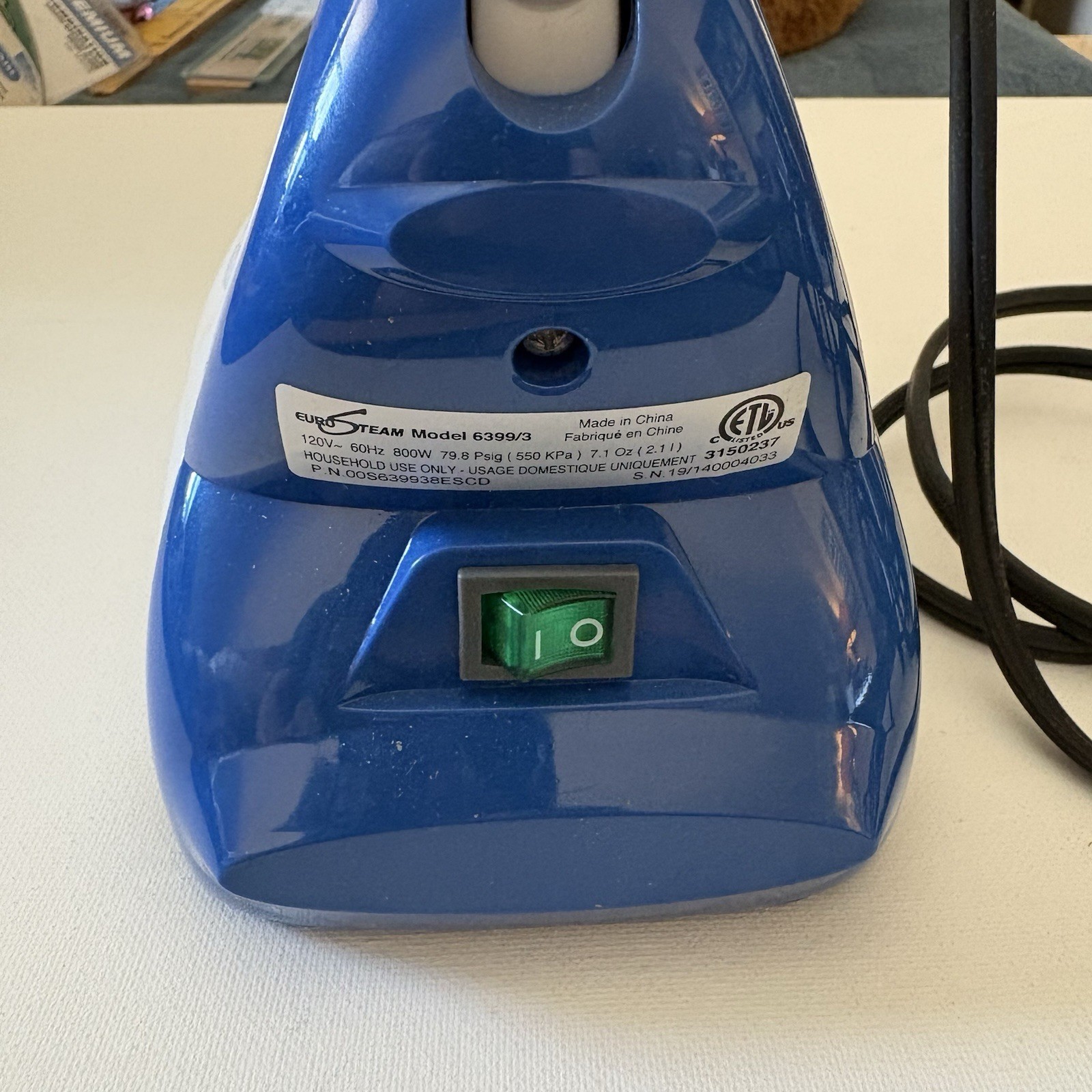 EuroSteam Evolution Iron Model 6399/3 Built In Boiler White/Blue