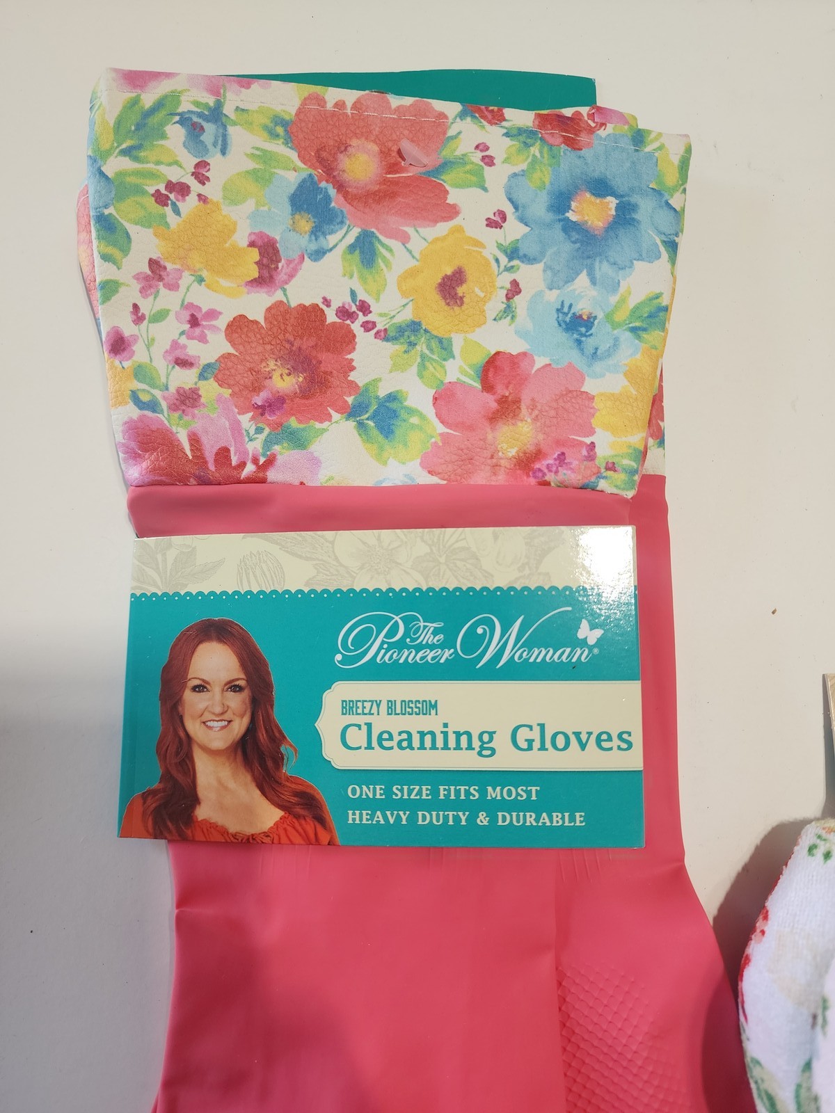 The Pioneer Woman Breezy Blossom Heavy Duty Cleaning Gloves – One Size Fits Most