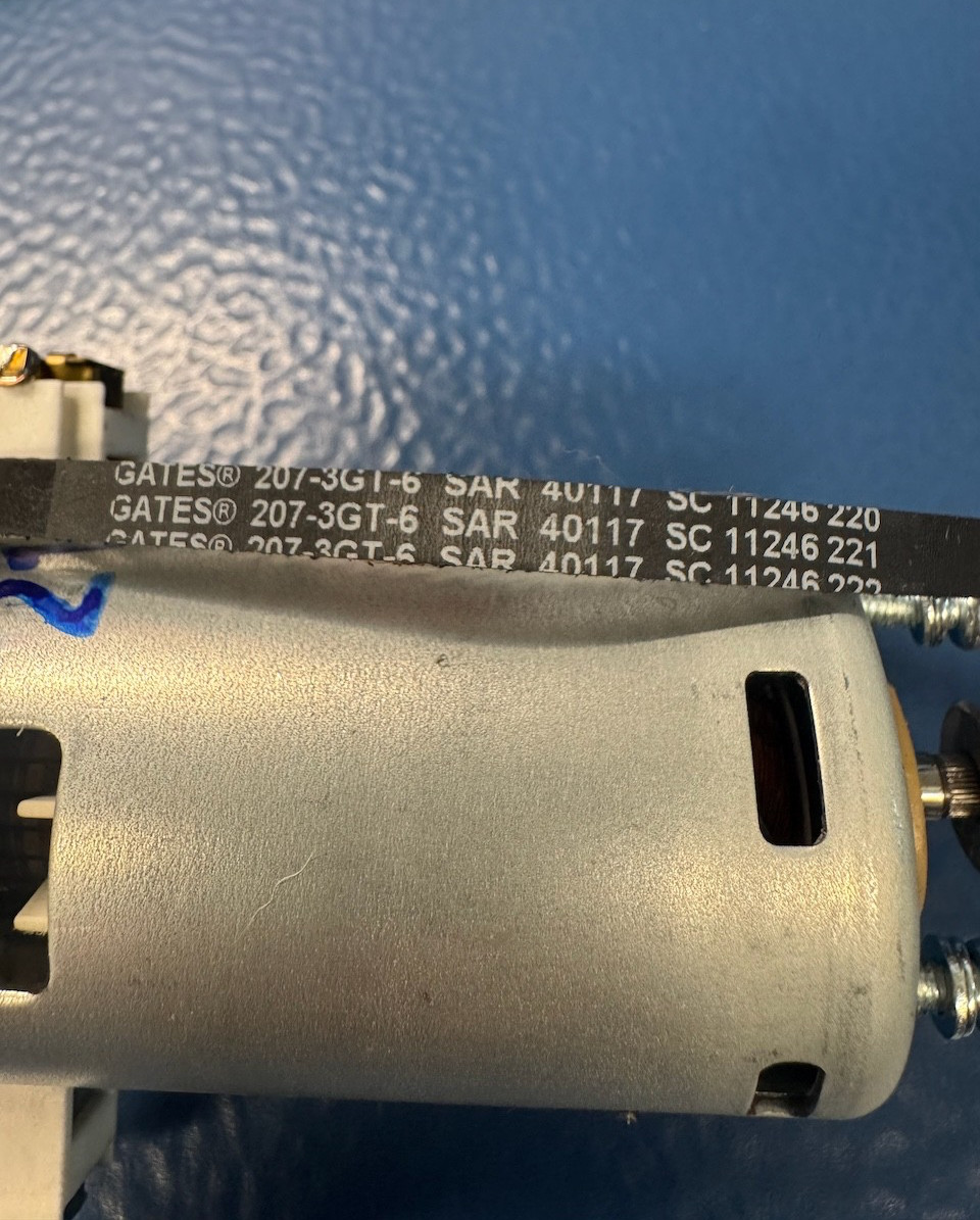 Shark NV351 NV350 NV352 NV353 UV400 120V Brushroll Motor D4275a 3720 w/ Belt