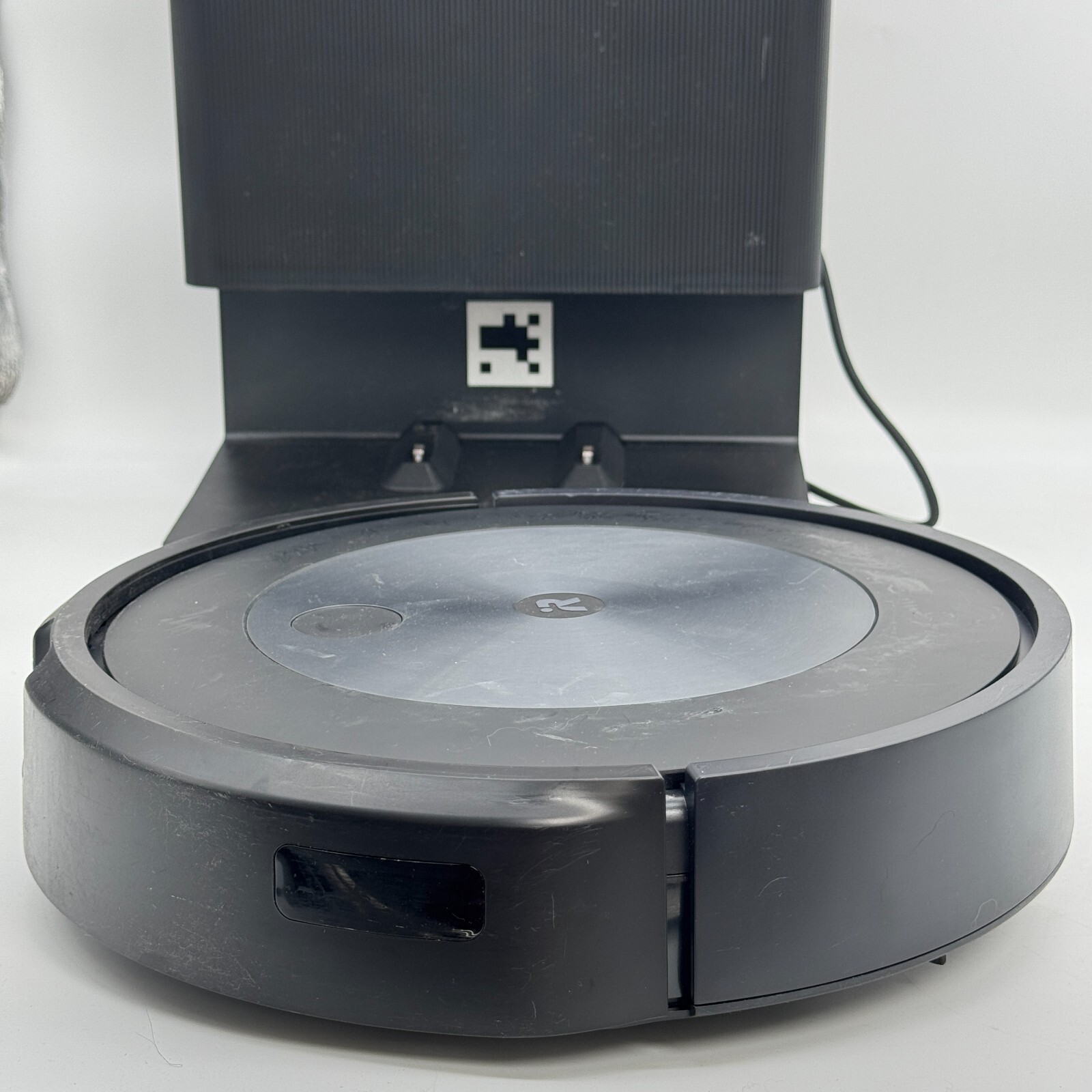 Missing Parts – iRobot Roomba j7+ Self-Emptying Robot Vacuum