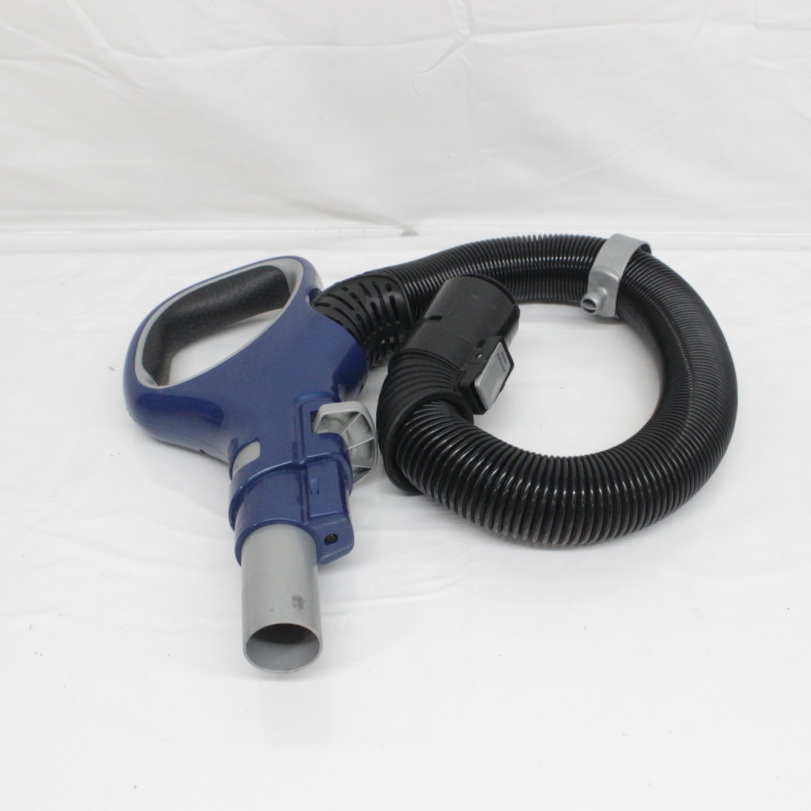 UV700 Shark Vacuum Cleaner Performance Lift-Away Blue Handle Hose Assembly