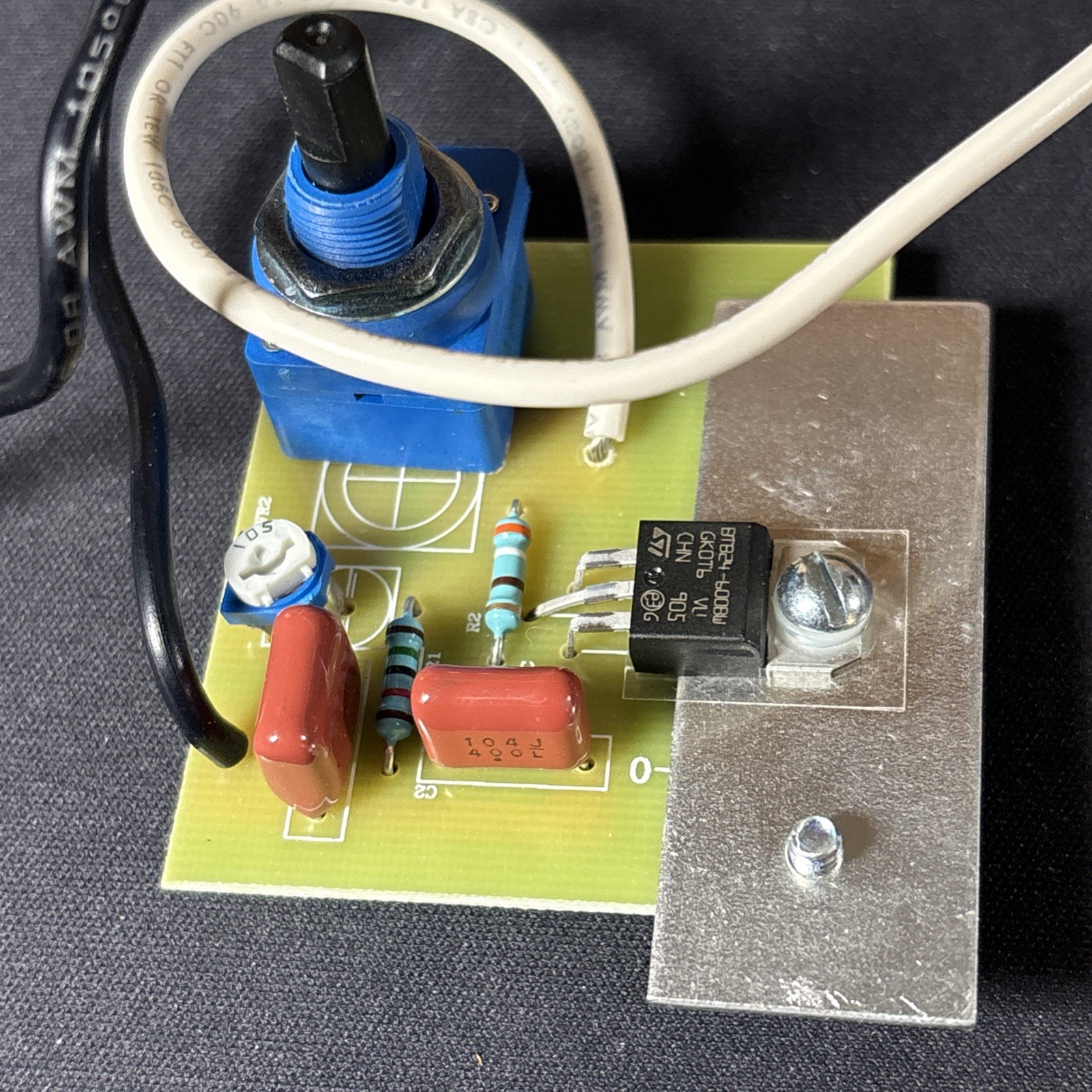 Metrovac 110-120V Variable Switch – MVC-46A OHM 120-144397 Metropolitan Vacuum