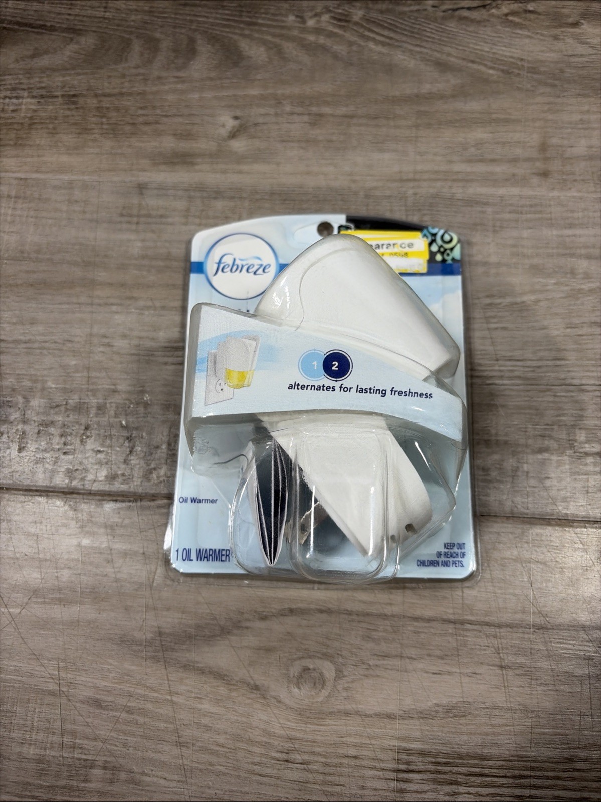 Febreze Noticeables Alternating Scented Oil Warmer New Sealed Warmer Only