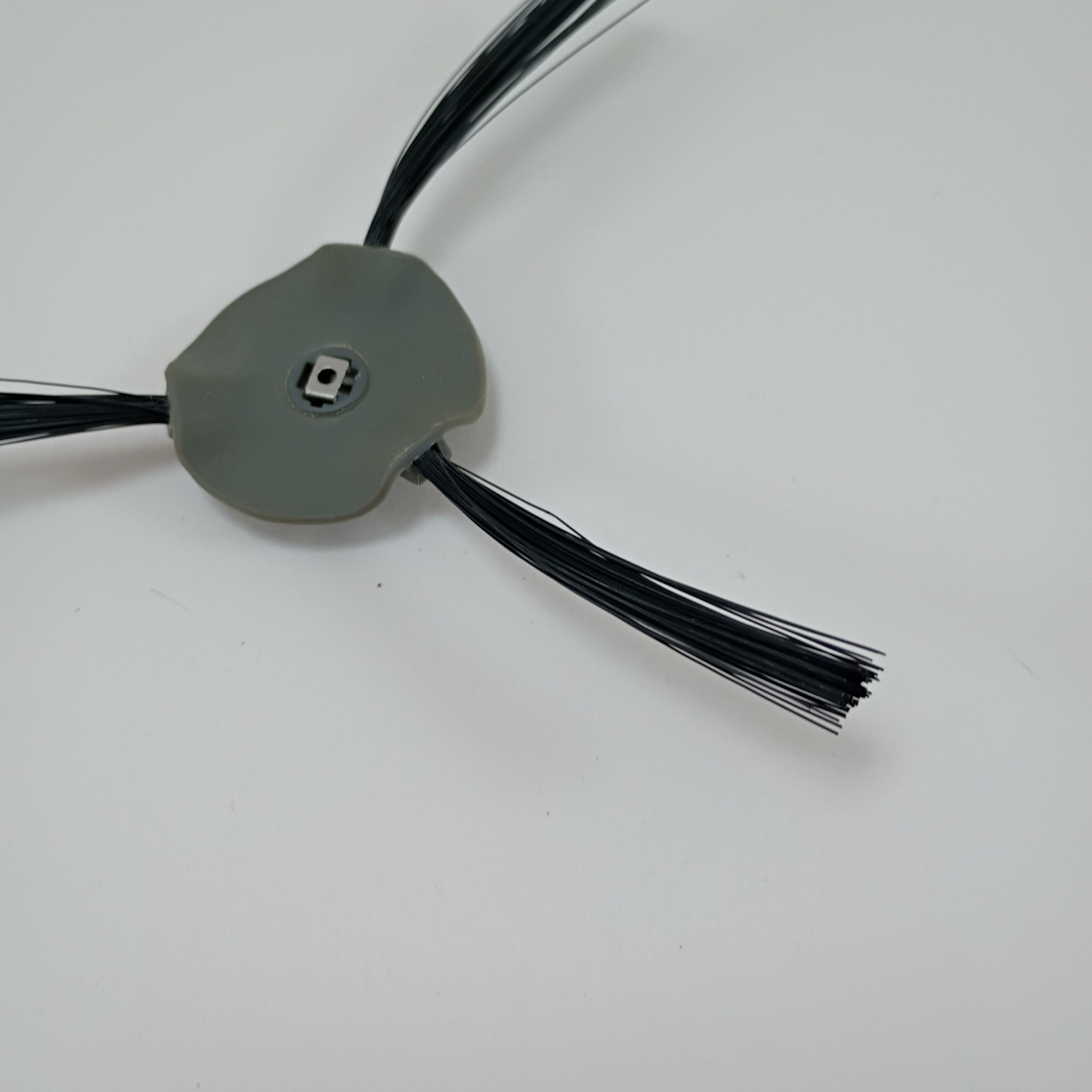 Shark MATRIX Robot Vacuum UR2360EEUS Side Brush 3-arm Spinning REPLACEMENT PART