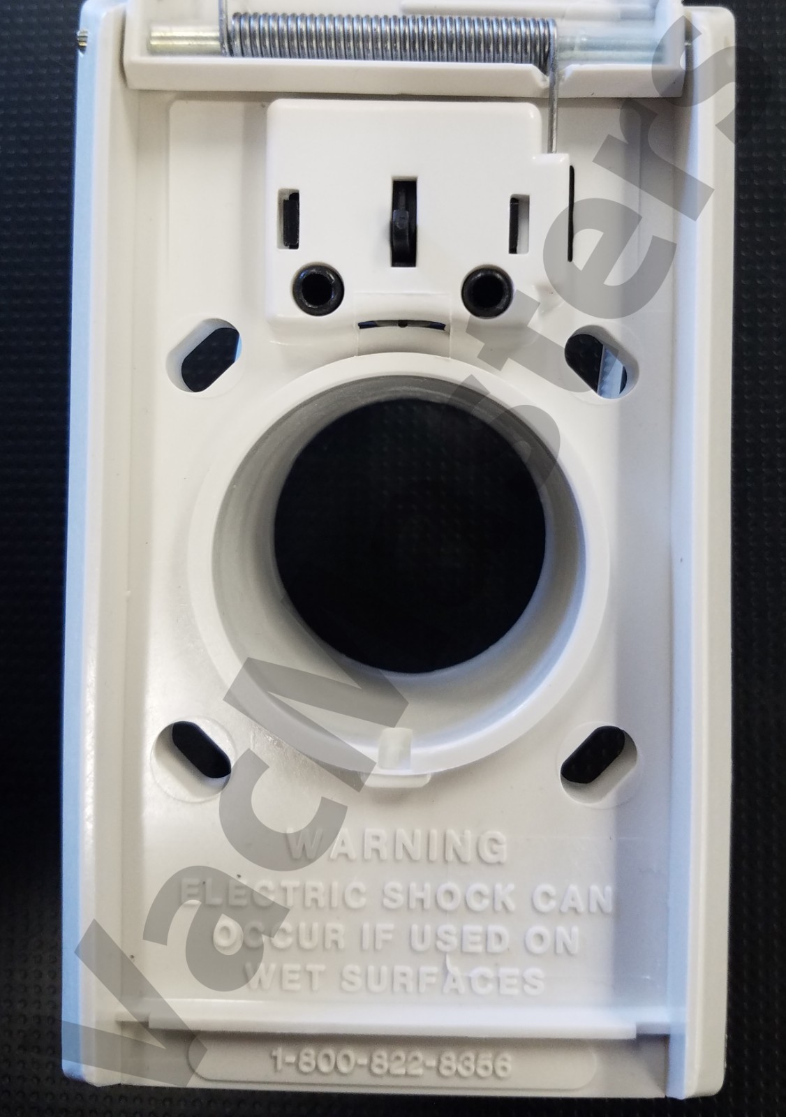 Vacuflo central vacuum “automatic” inlet valve, WHITE ALMOND or IVORY QTY 1
