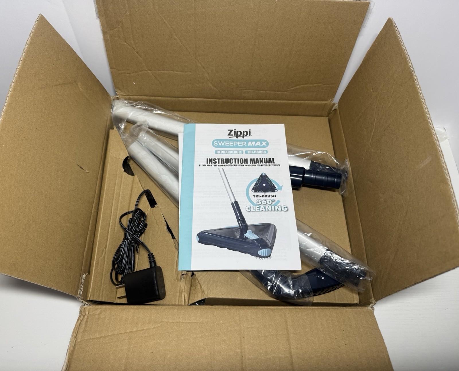 Sweeper Max – 2025 Version Lightweight Sweeper, Triangular Zippi Sweeper Max