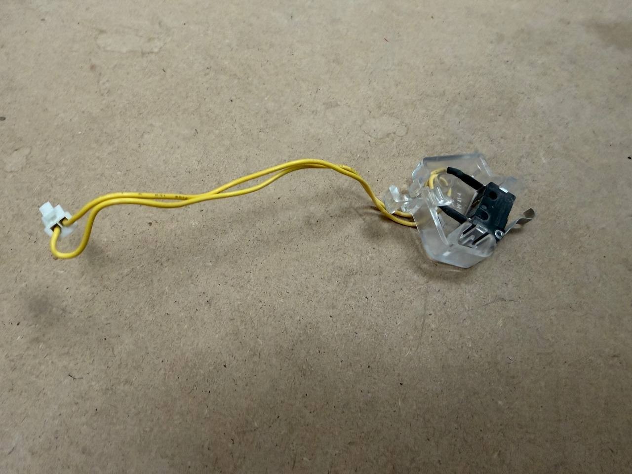 Shark Vacuum DuoClean AZ4002 AZ2002 Microswitch OEM Replacement Part
