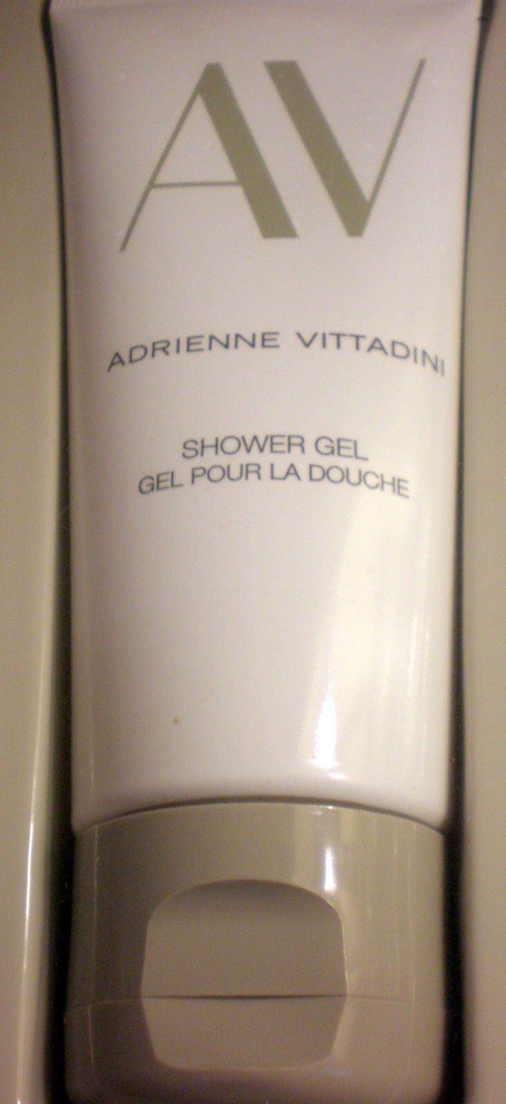 ADRIENNE VITTADINI GIFT SET EAU DE PARFUM 3.0 OZ. LOTION 3.3 OZ. & GEL 3.3 OZ.DR
