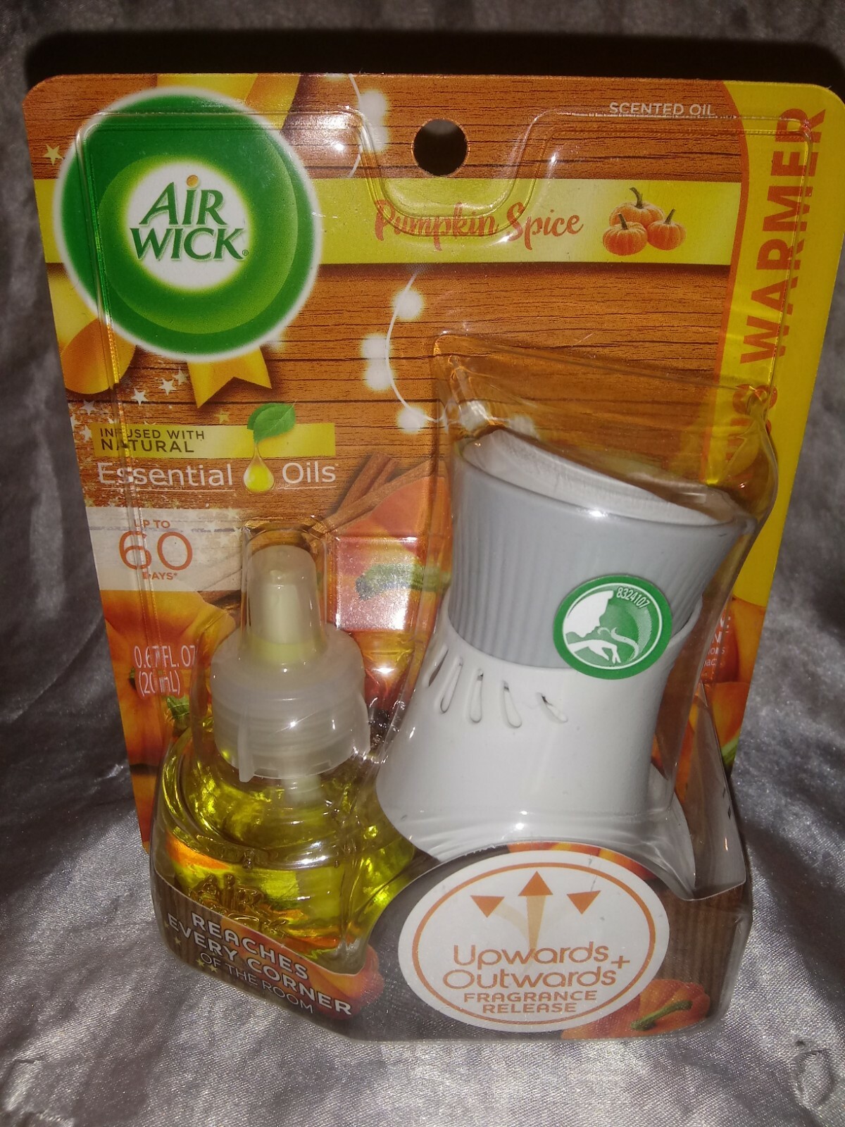 AIRWICK ESSENTIAL OILS PUMPKIN SPICE 1 WARMER + 1 REFILL UP TO 60 DAYS