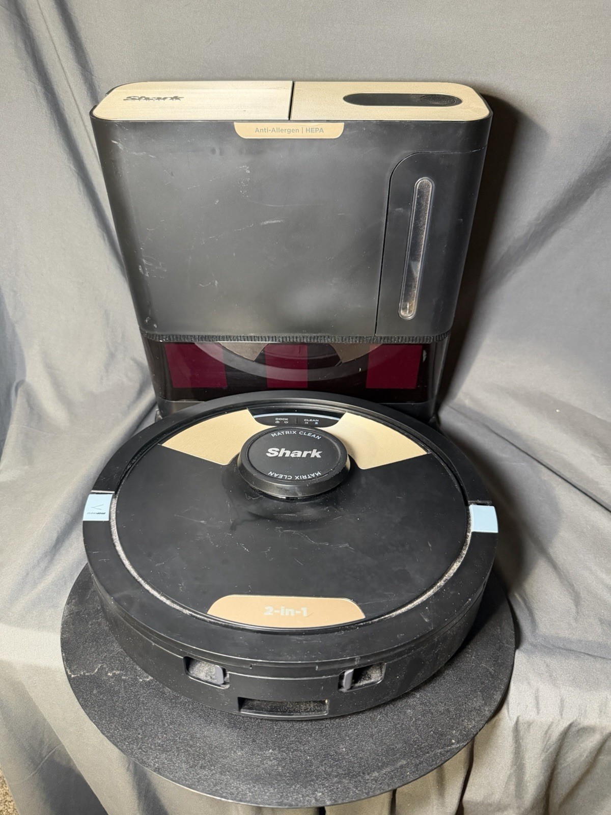 Shark AI Ultra 2-in-1 Robot Vacuum and Mop and XL Self-Emptying HEPA Base
