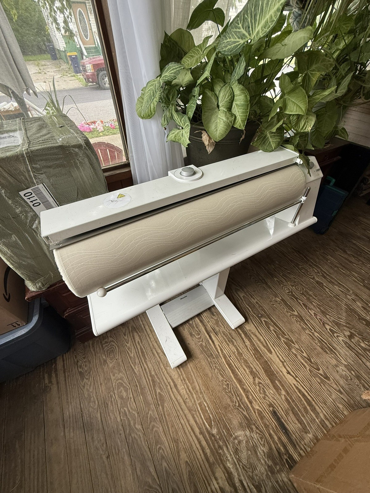 Miele B890 Rotary Iron
