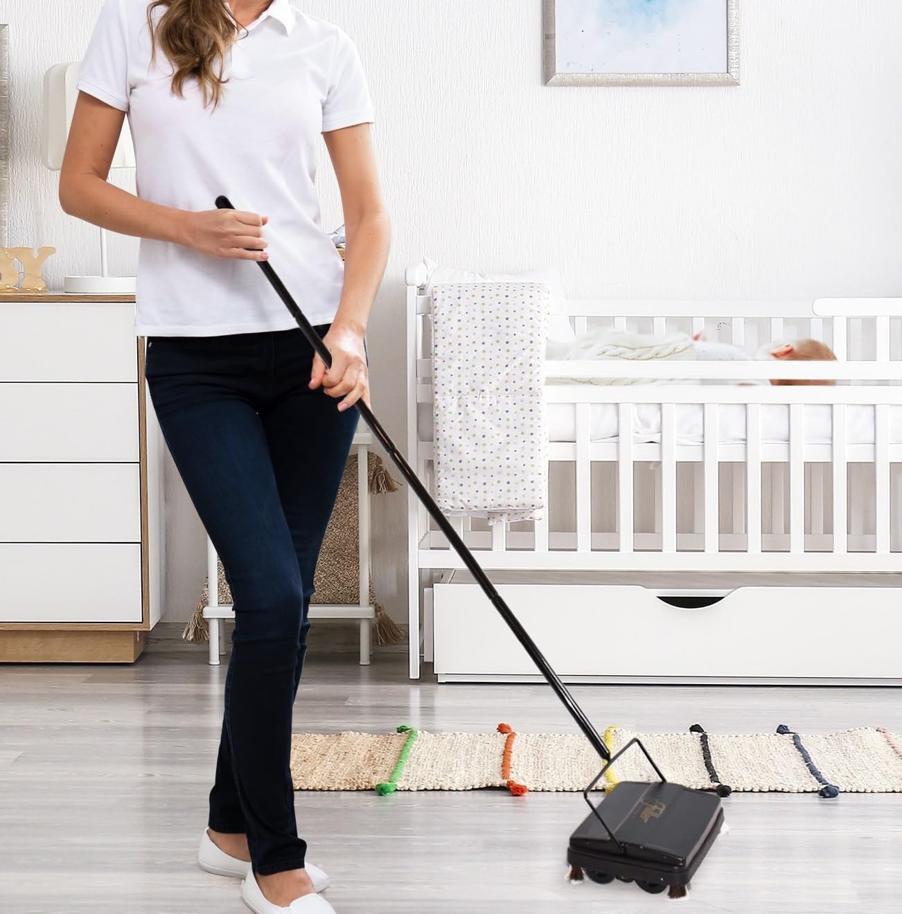 Electrostatic Carpet Sweeper in Fresh Mint – Lightweight & Efficient Cleaning