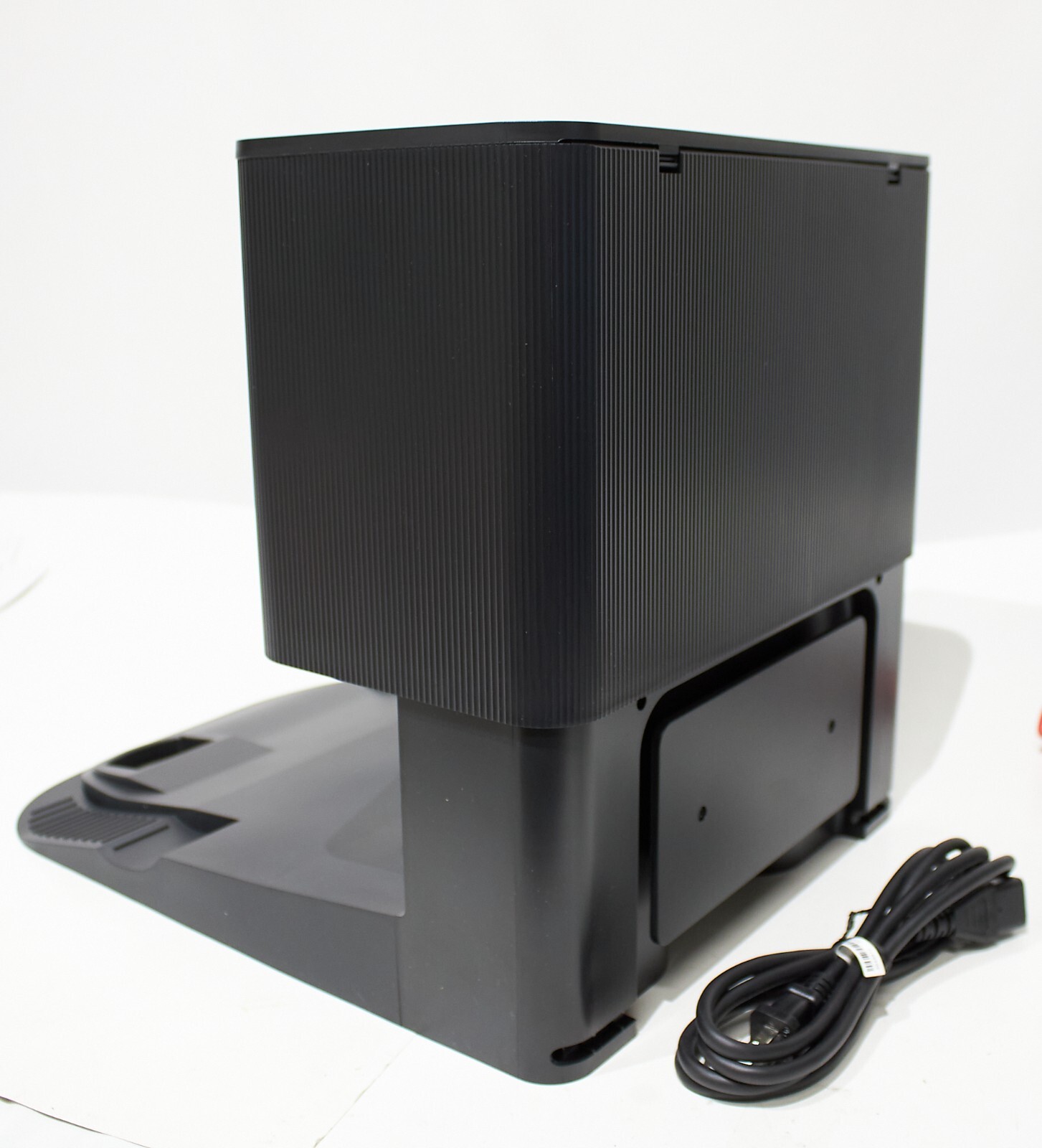 Automatic Clean Base Dock for iRobot Roomba i5+ j5+ j7+ Dust Bag -Open box