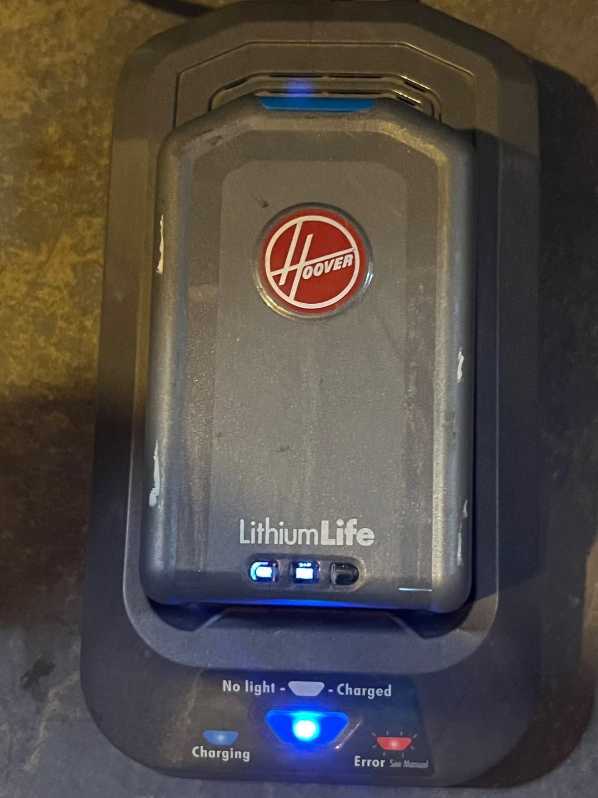 Hoover Charging Dock BH03200 & 20V Lithium Life Battery BH03120 TESTED