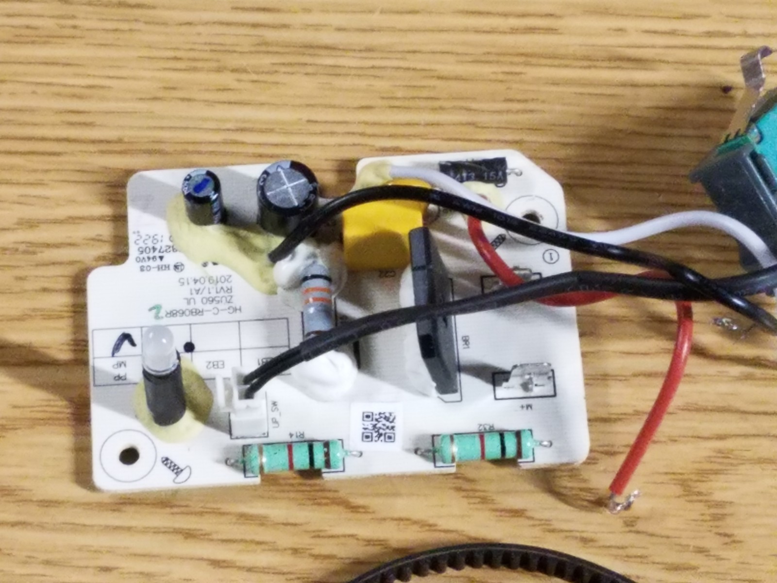 Shark Navigator CU530 26 Brush Motor Circuit Board and Belt