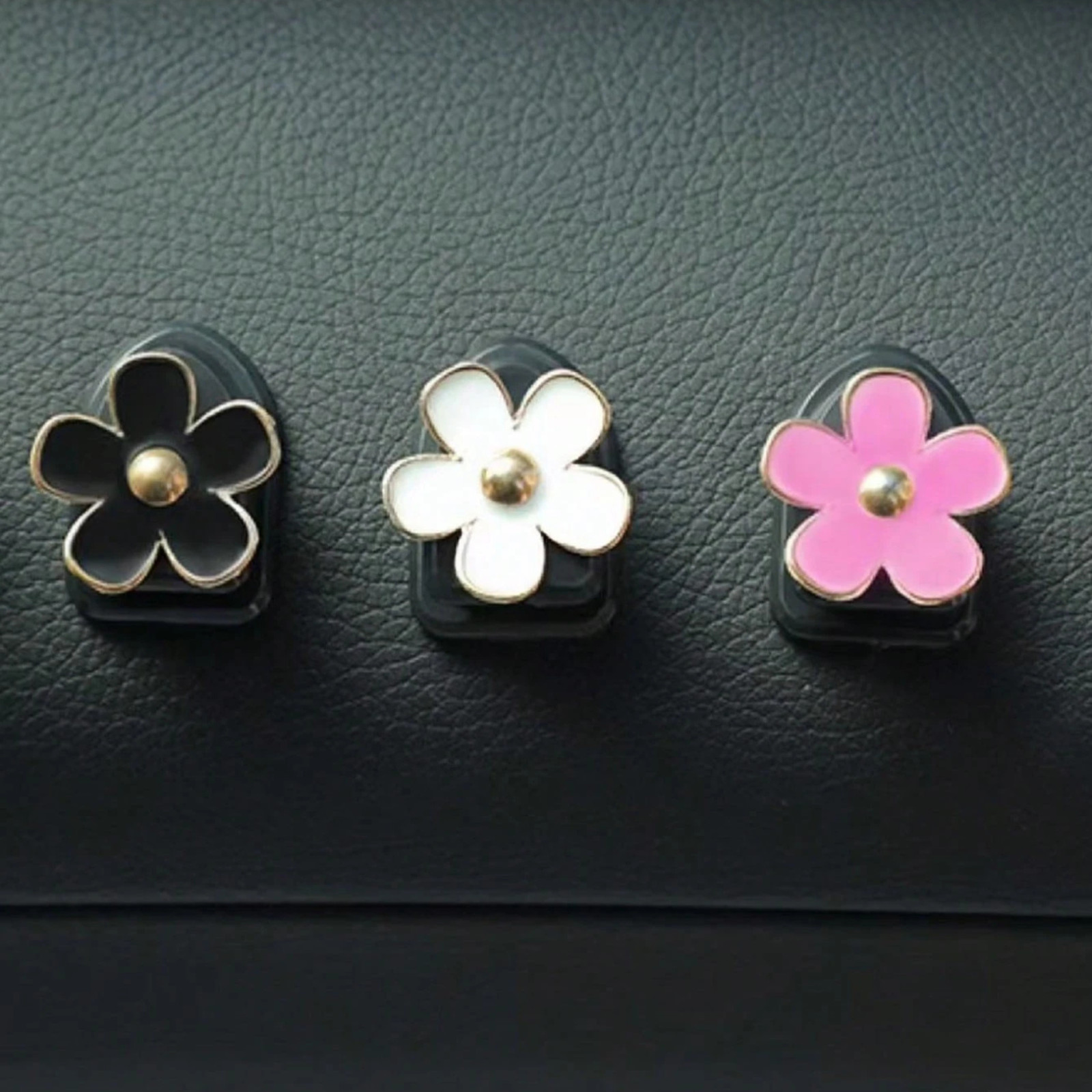 Car Mini Hooks Cute Flower Daisy Adhesive Hanger Interior Auto Accessories 2Pcs