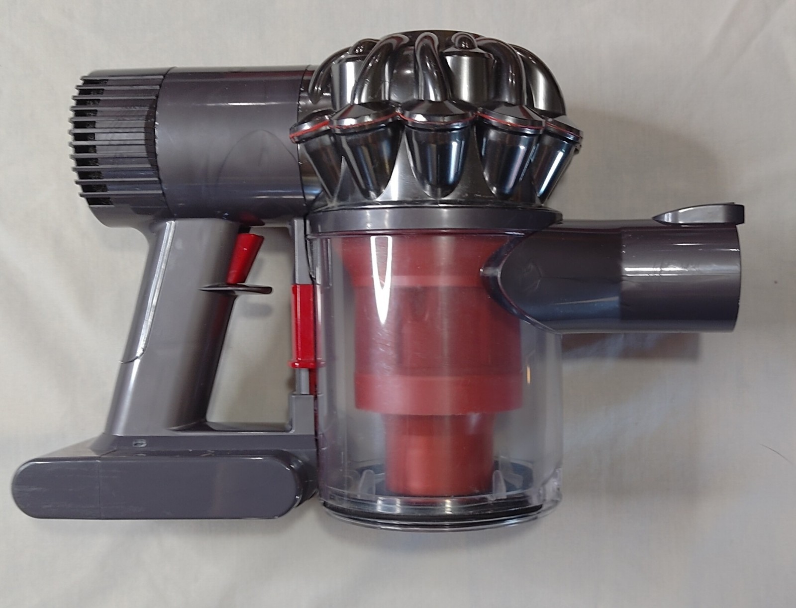 Complete Dyson V6 Animal Vacuum Cleaner, 5 Attachments, New Battery & Wall Mount