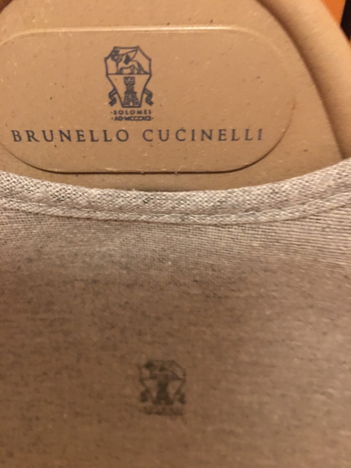 Brunello Cucinelli Hanger with cover 39cm/15 inches Beige Composite pre-owned