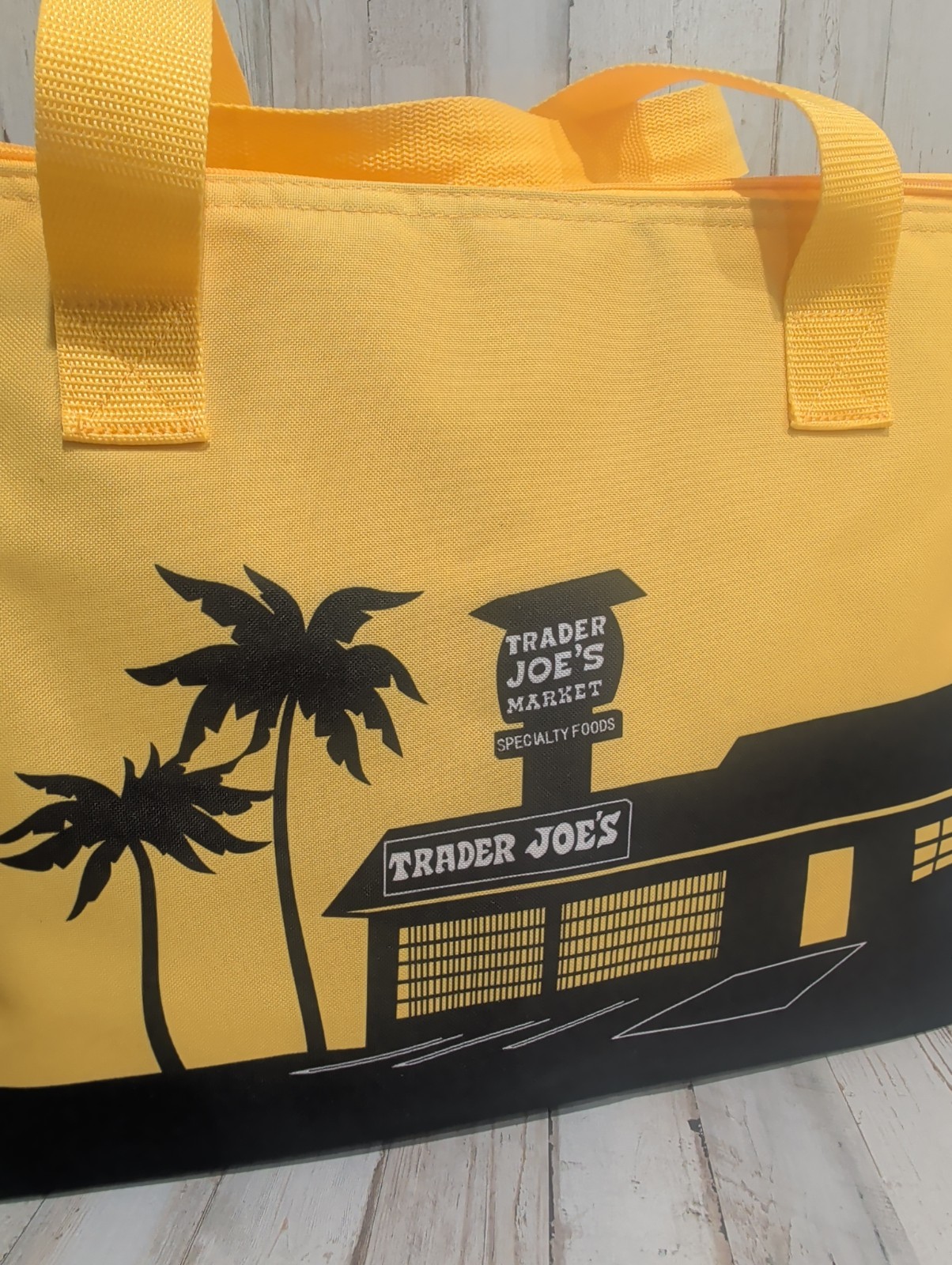 Trader Joe’s Large 8 Gal Yellow Pasadena Insulated Reusable Cooler Tote Bag