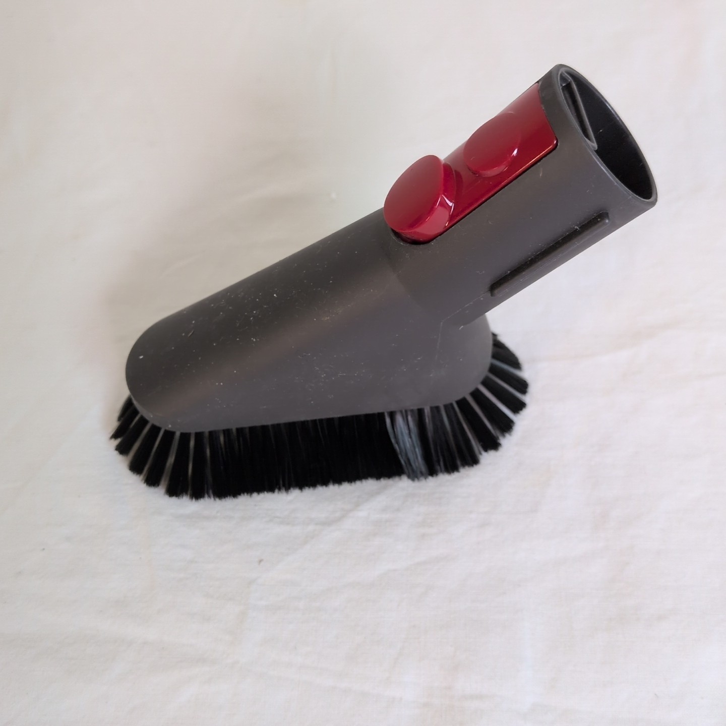 Genuine Dyson Quick Release Mini Soft Dusting Brush Tool V10 V8 V7 Attachment