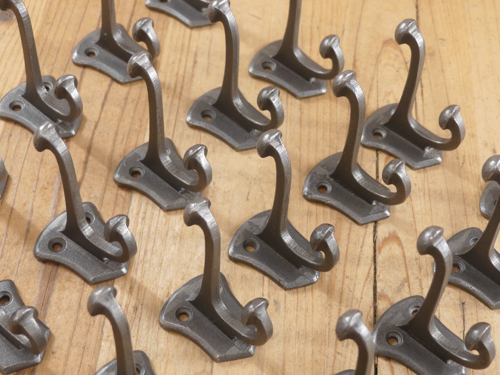 20 PCS Cast Iron Vintage Style Coat Hooks Hat Hook Rack Hall Tree Forged Silver
