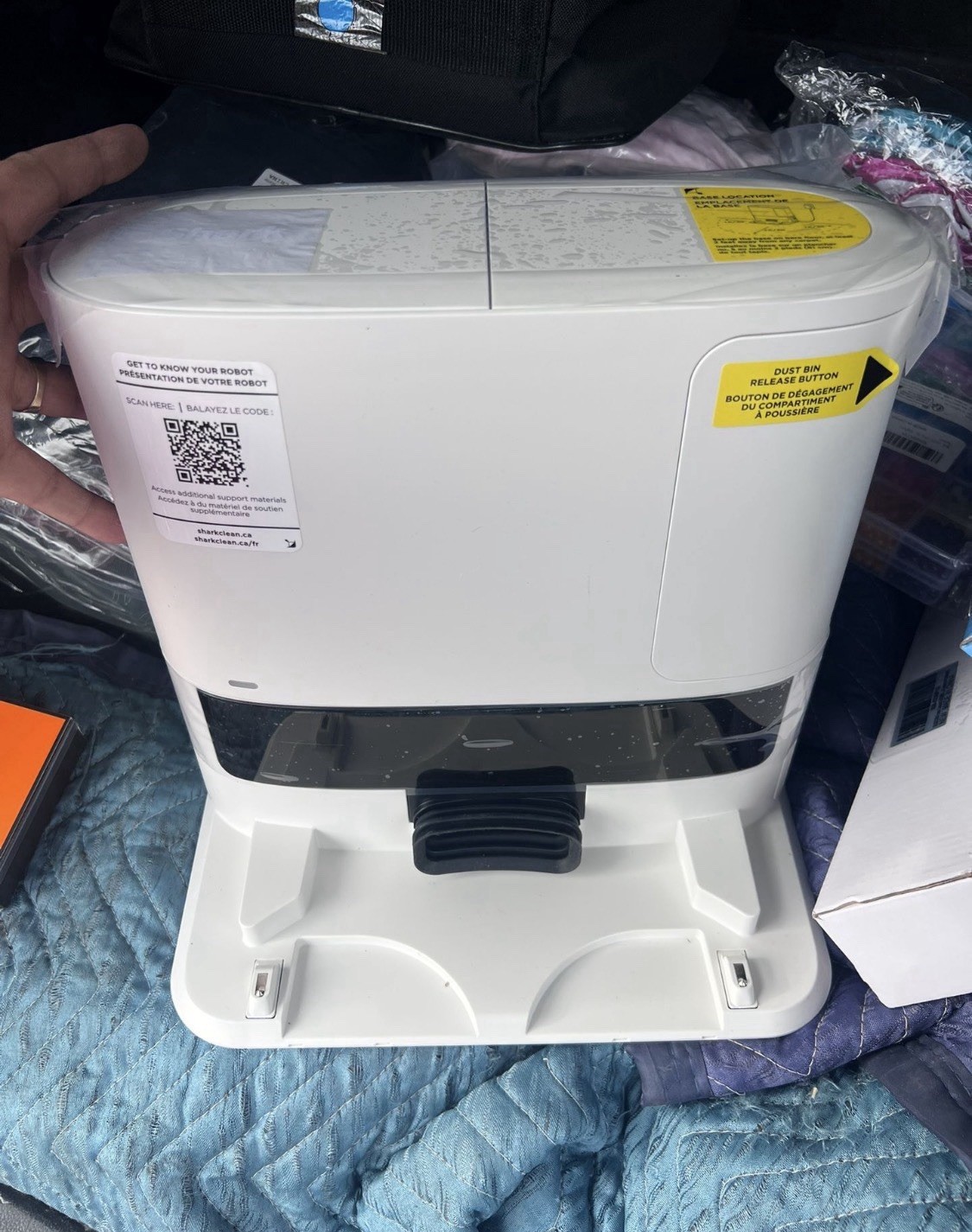Shark Navigator AV2110S – 30-day bagless self-empty base