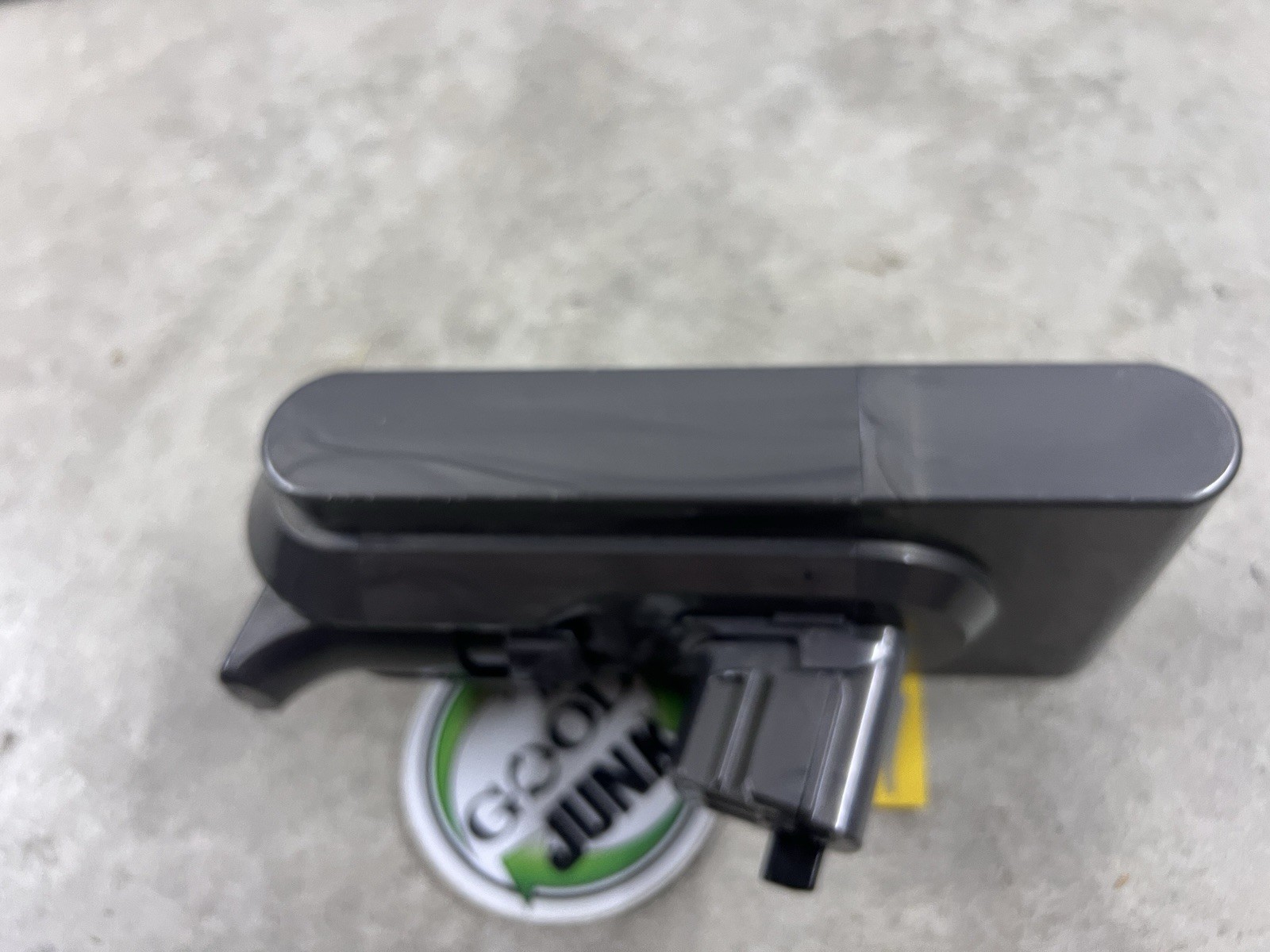 DYSON V15 OUTSIZE – SV47 / SV22 GENUINE OEM 3600mAh CLICK IN LI-ION BATTERY