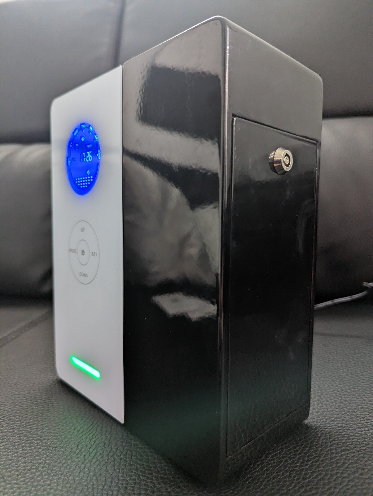 Davinci360 Scent Diffuser Black/White 200 mL / Aroma360 For 1600 Sqft HVAC Ready