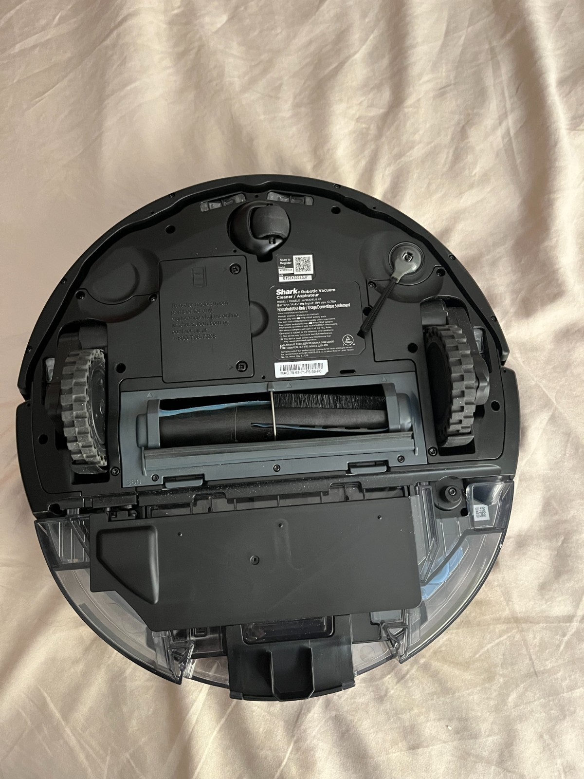 Shark AI Ultra 2in1 Robot Vacuum and Mop – Black (AV2610WA)