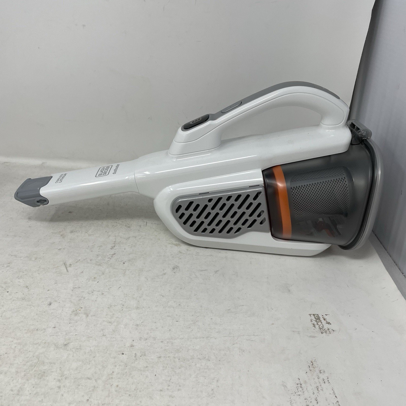 Black+Decker White Handheld Vacuum Cleaner HHVK320J10 *No Charger*