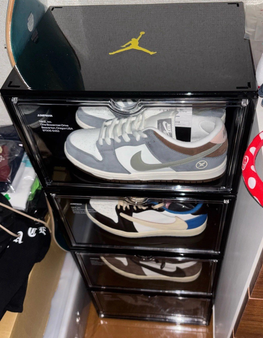 NIKE Black Plastic Shoe Box One Piece – Available exclusively in Asia New