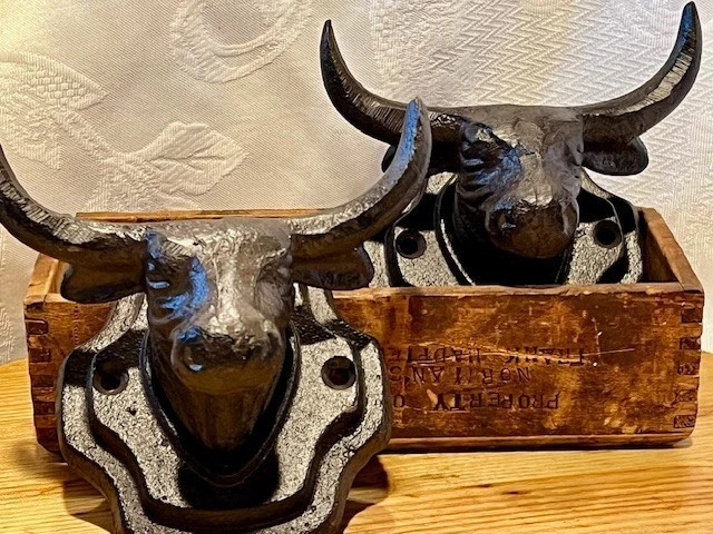Longhorn Steer Wall Hook 5.5 Inches Bull Head Western Decor Heavy Metal Iron