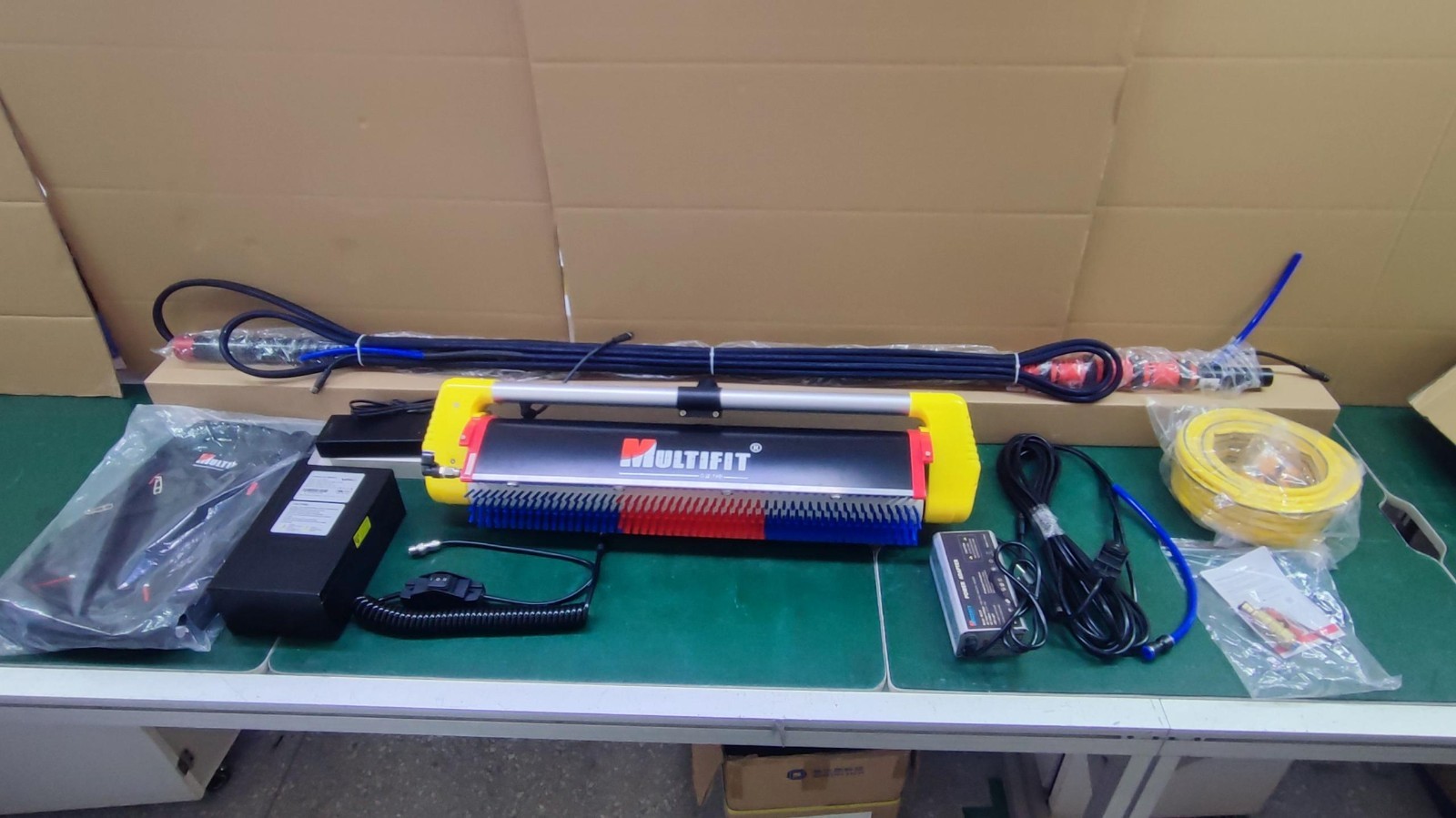 Solar Panel Cleaner 24ft Water Fed Rod 420rpm Forward/Reverse Roller Brush
