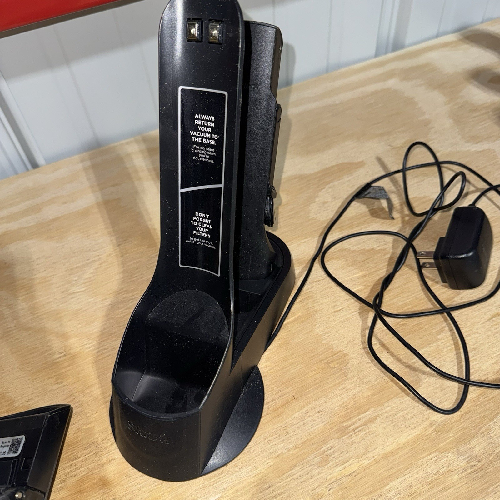 Shark WV201 WANDVAC Cordless Handheld Vacuum Cleaner w/ Charging Dock Tested