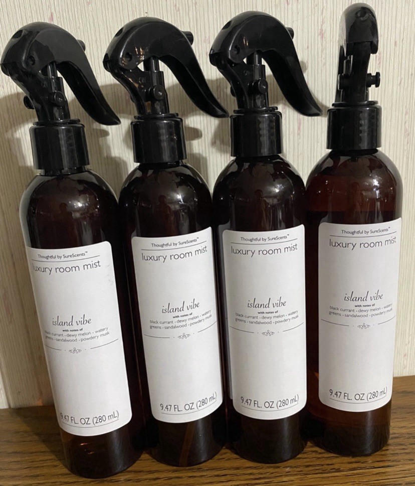 4 BTLS LUXURY ROOM MIST (ISLAND VIBES) 280ml. Each