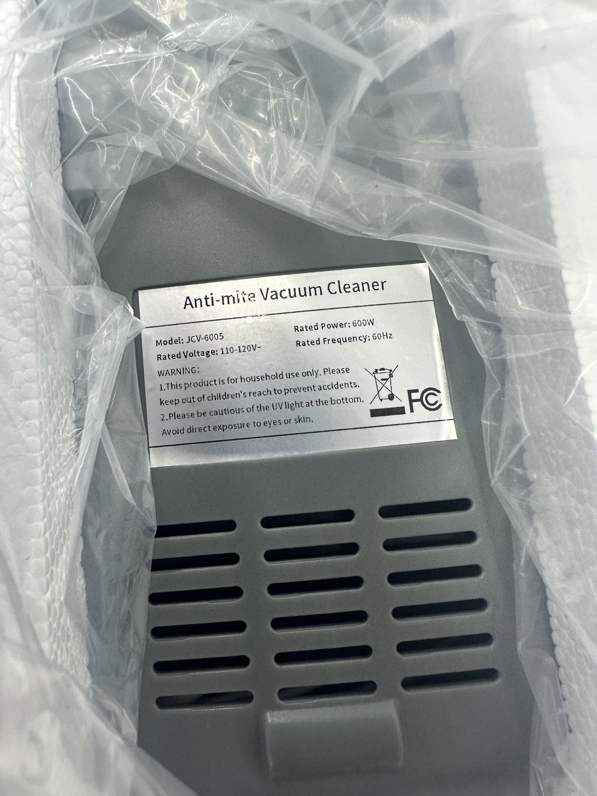 Mattress Bed Vacuum Cleaner 16Kpa Strong Suction,20ft Corded 600W Corded White