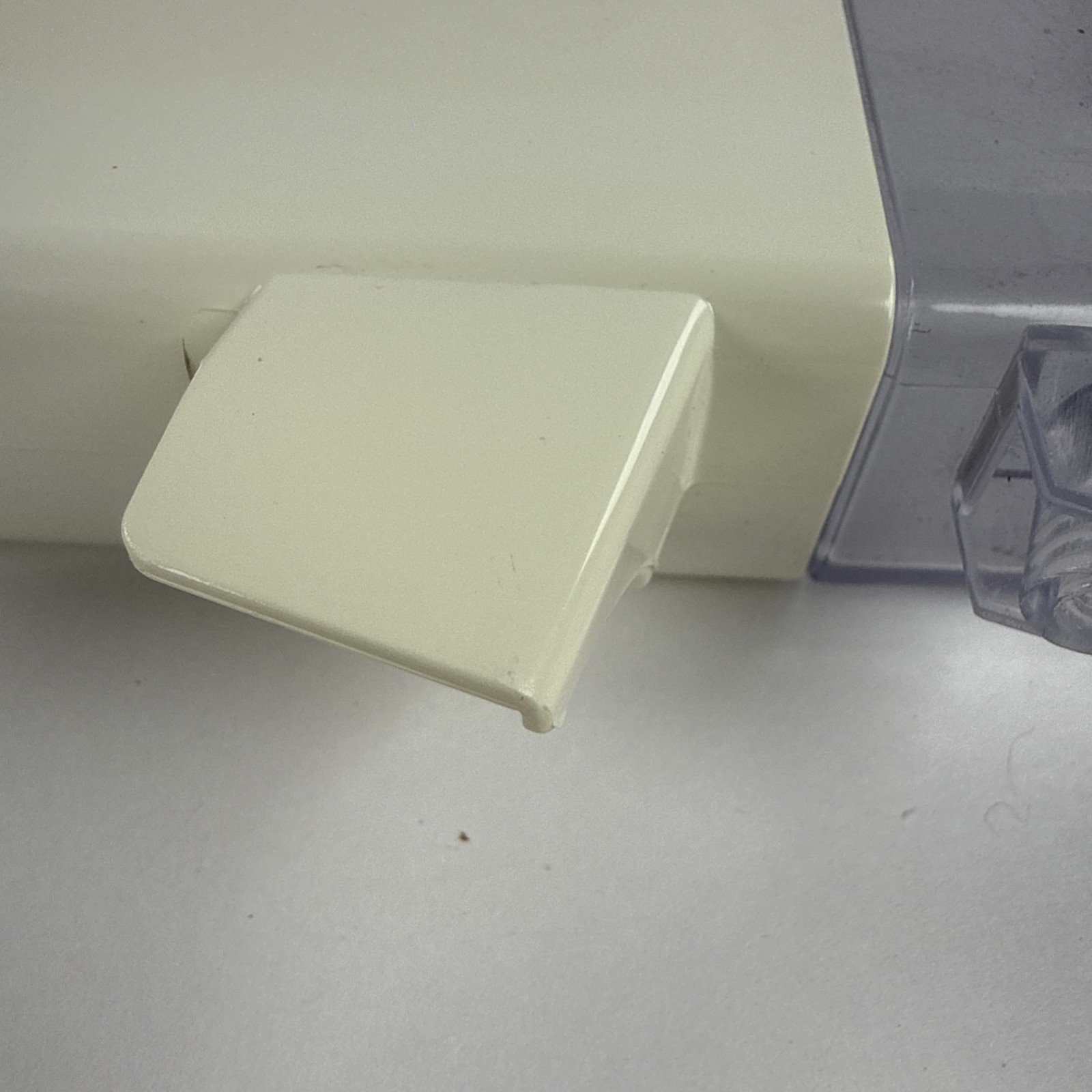 Shark Vacuum NV500 NV501 NV501 31 Intake Inlet Side Tube White