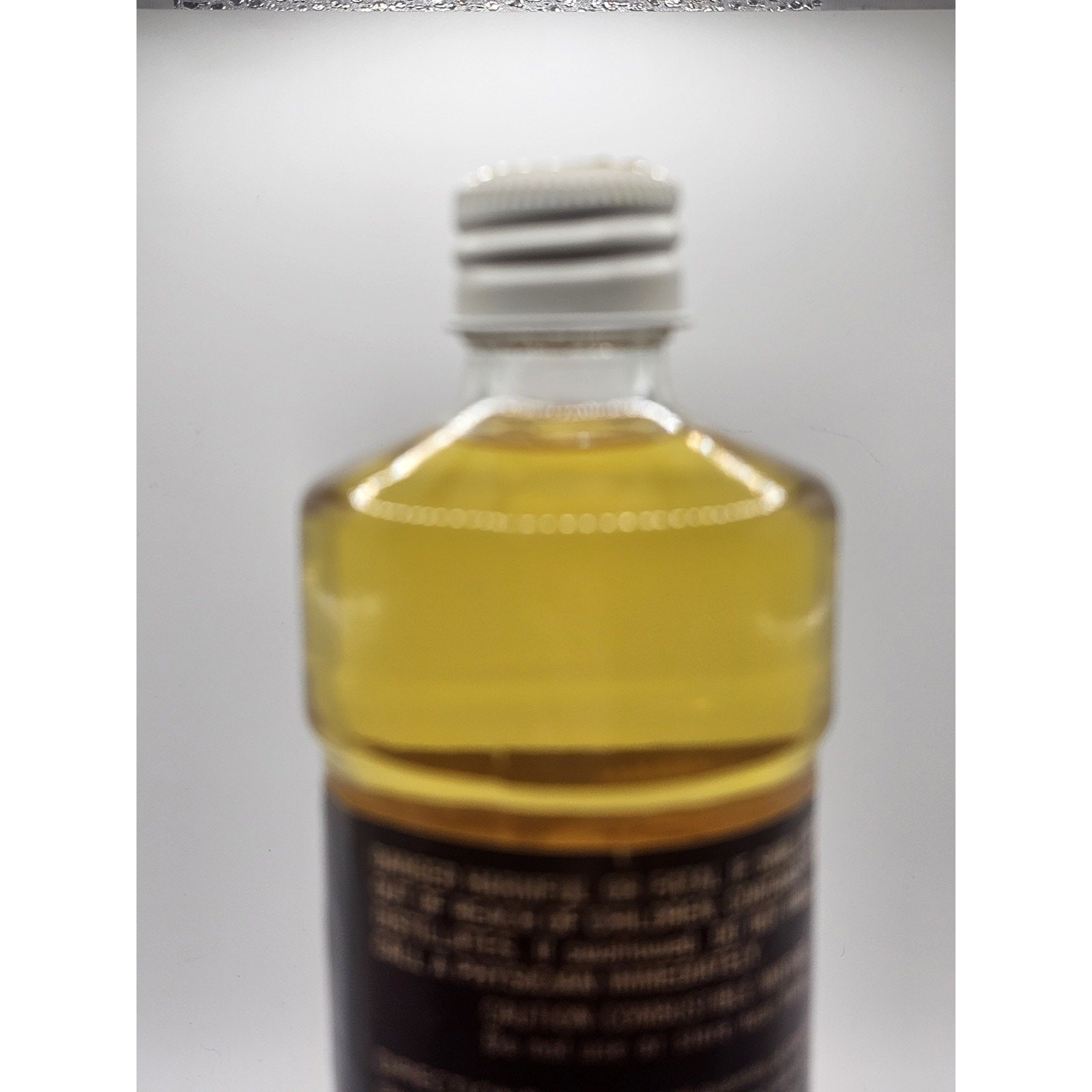 Old English Lemon Oil Furniture Polish FULL 16 Oz GLASS Bottle Vtg NOS PROP
