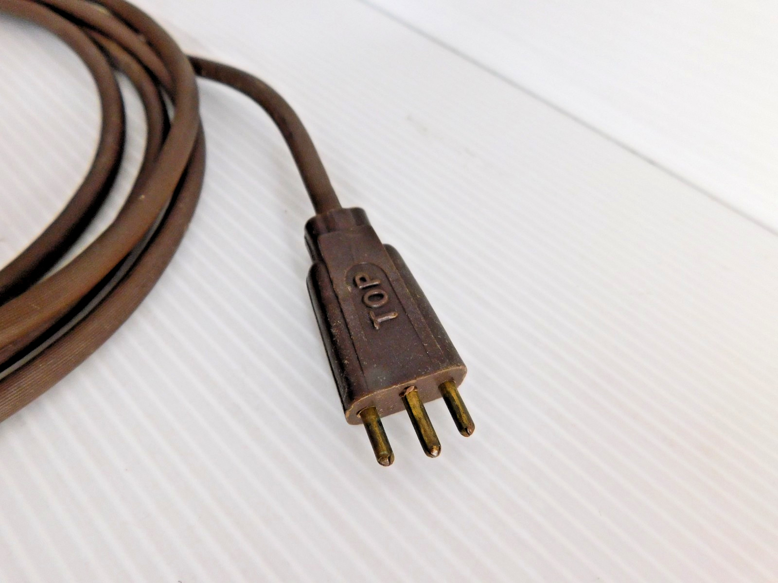 OEM Replacement 3-Prong Extension Cord for Rainbow Vacuum Hose 102″ Long